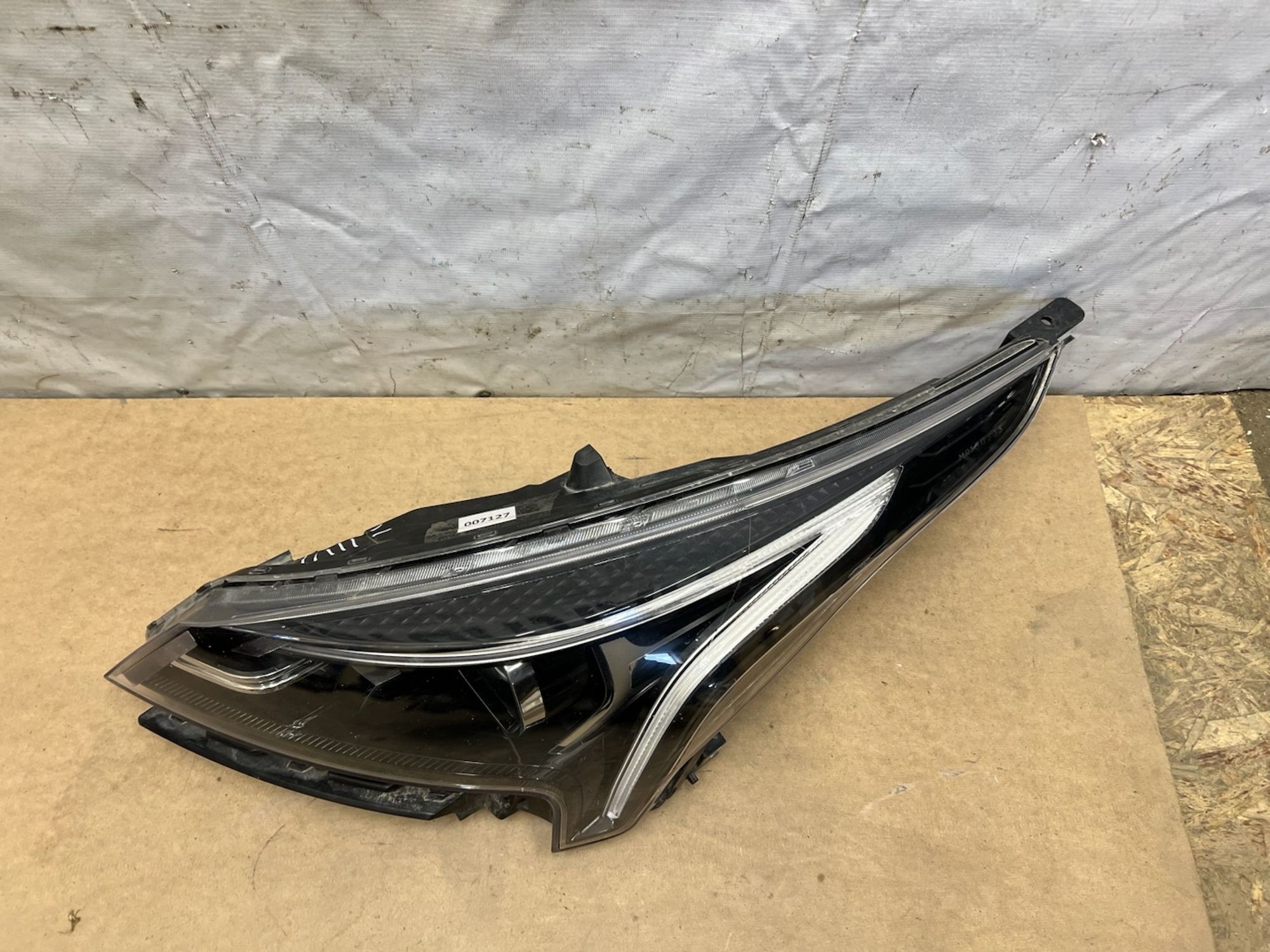 https://gcs.partsauto.market/rn-stockpro.appspot.com/thmbs/userImages/74b999aff9da8d5a09f9ff26dc196135/part/465cd93a-e50e-4d1e-a107-a68575738015_1747764530392.jpg