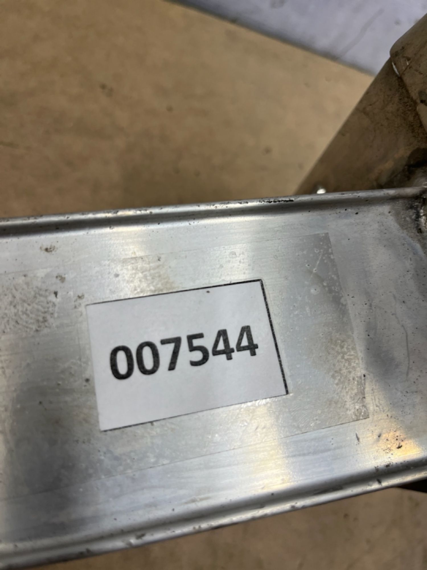 https://gcs.partsauto.market/rn-stockpro.appspot.com/thmbs/userImages/74b999aff9da8d5a09f9ff26dc196135/part/47732841-c191-4b85-811d-3f42b66762b0_1750325890163.jpg