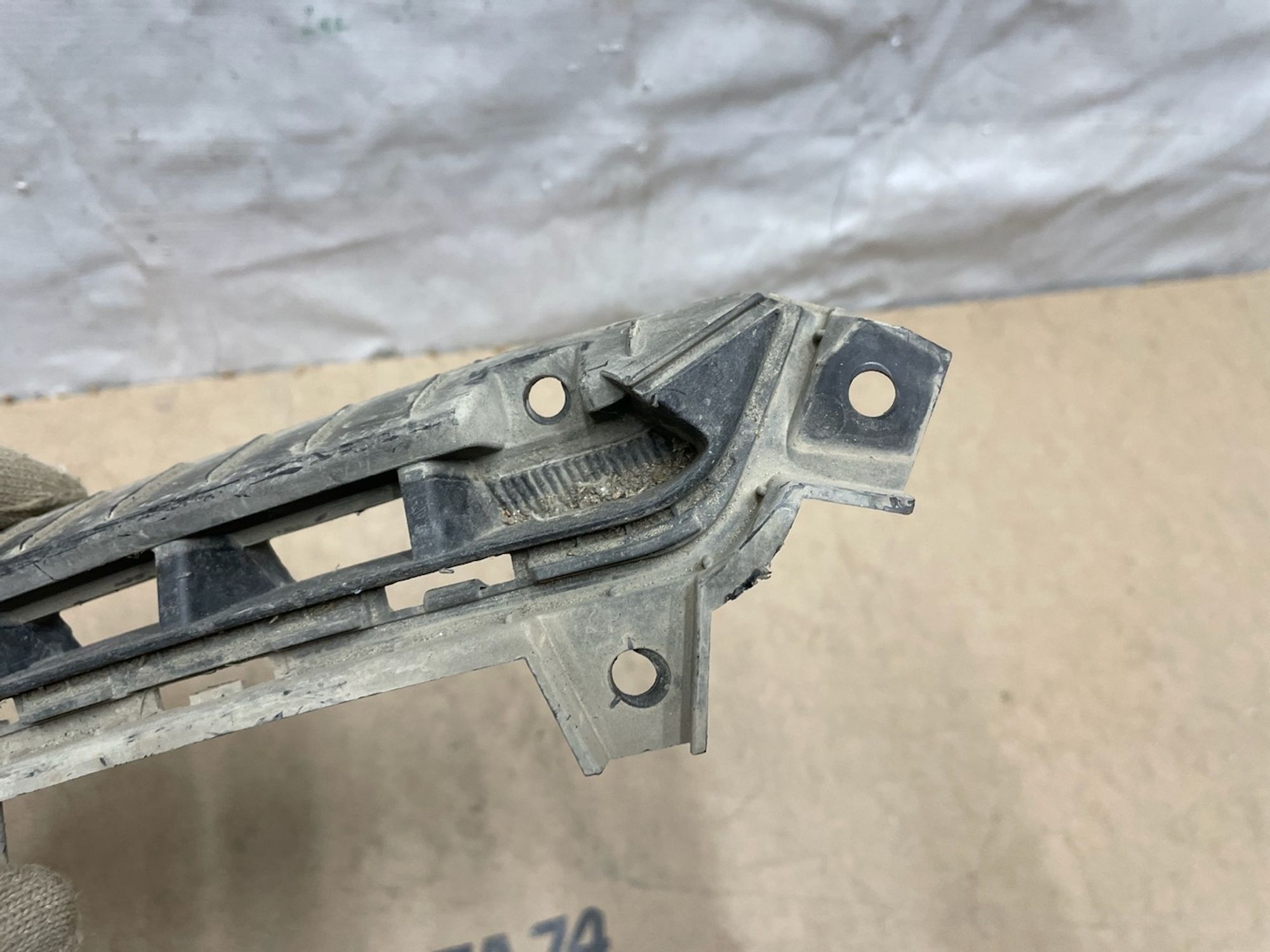 https://gcs.partsauto.market/rn-stockpro.appspot.com/thmbs/userImages/74b999aff9da8d5a09f9ff26dc196135/part/4786b5b4-39aa-4802-8ef7-9b08d3813593_1738318192408.jpg