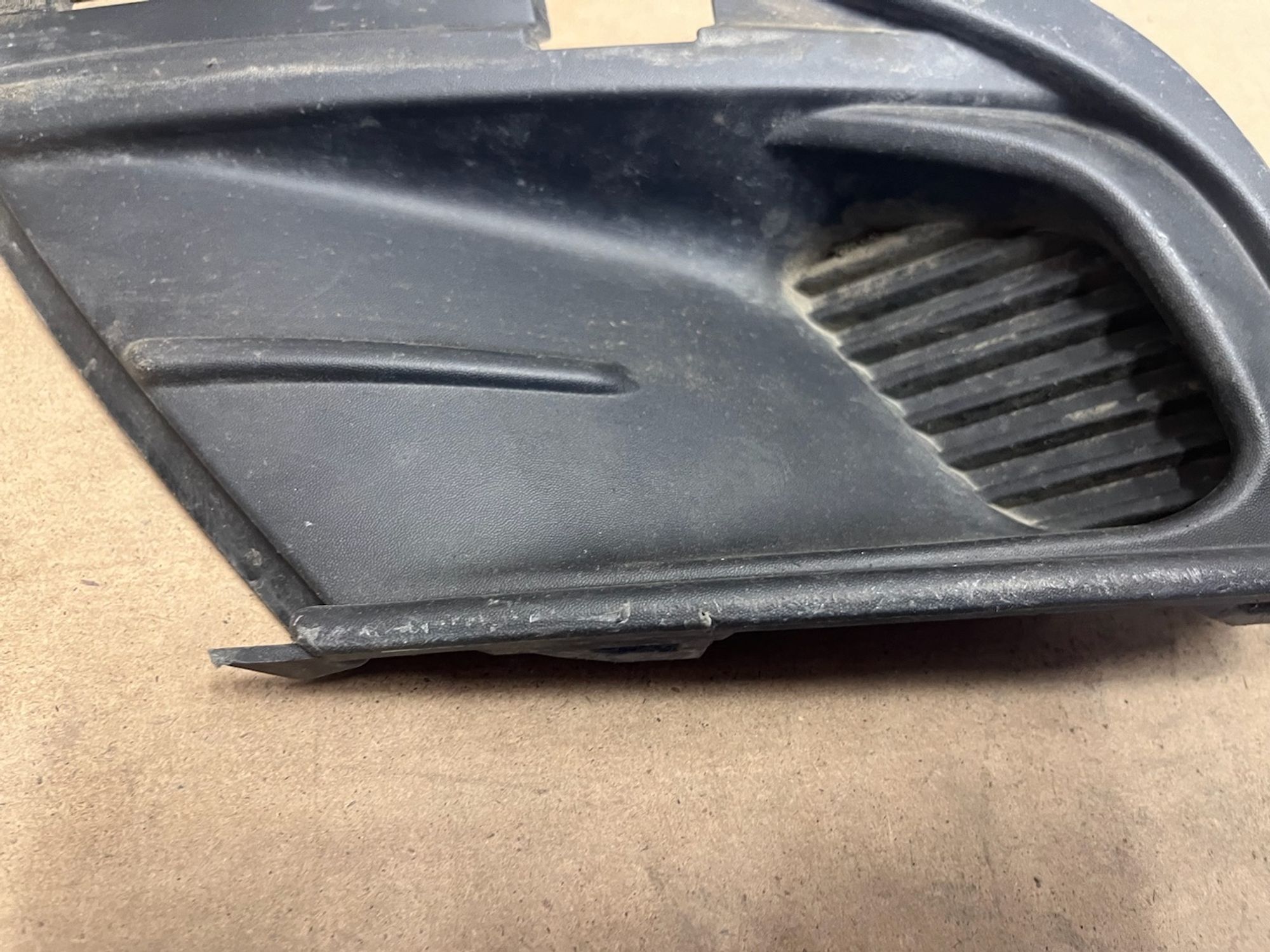 https://gcs.partsauto.market/rn-stockpro.appspot.com/thmbs/userImages/74b999aff9da8d5a09f9ff26dc196135/part/4848a4c8-8a85-42a9-901a-b389068554aa_1747052199017.jpg