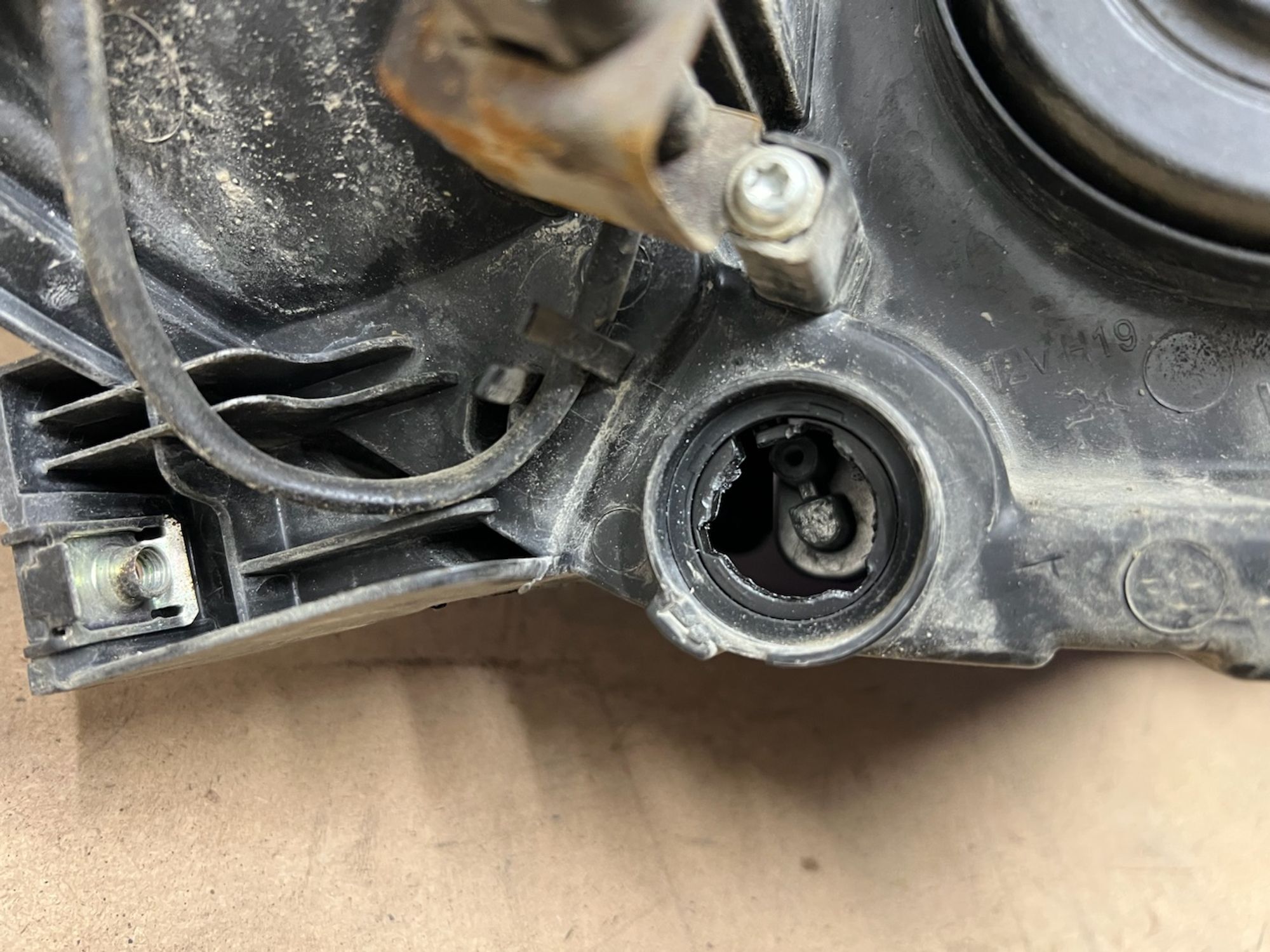 https://gcs.partsauto.market/rn-stockpro.appspot.com/thmbs/userImages/74b999aff9da8d5a09f9ff26dc196135/part/484cec51-f66b-4301-912d-8cb2bc758db7_1744306351460.jpg