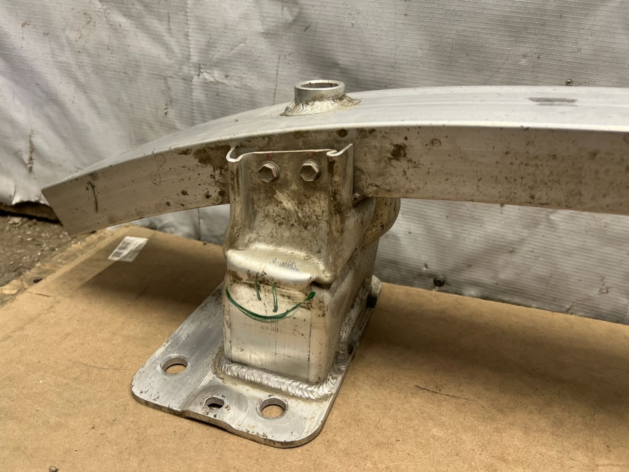 https://gcs.partsauto.market/rn-stockpro.appspot.com/thmbs/userImages/74b999aff9da8d5a09f9ff26dc196135/part/4959ac52-2ed9-43b3-a140-7d861f7988e7_1747764078772.jpg