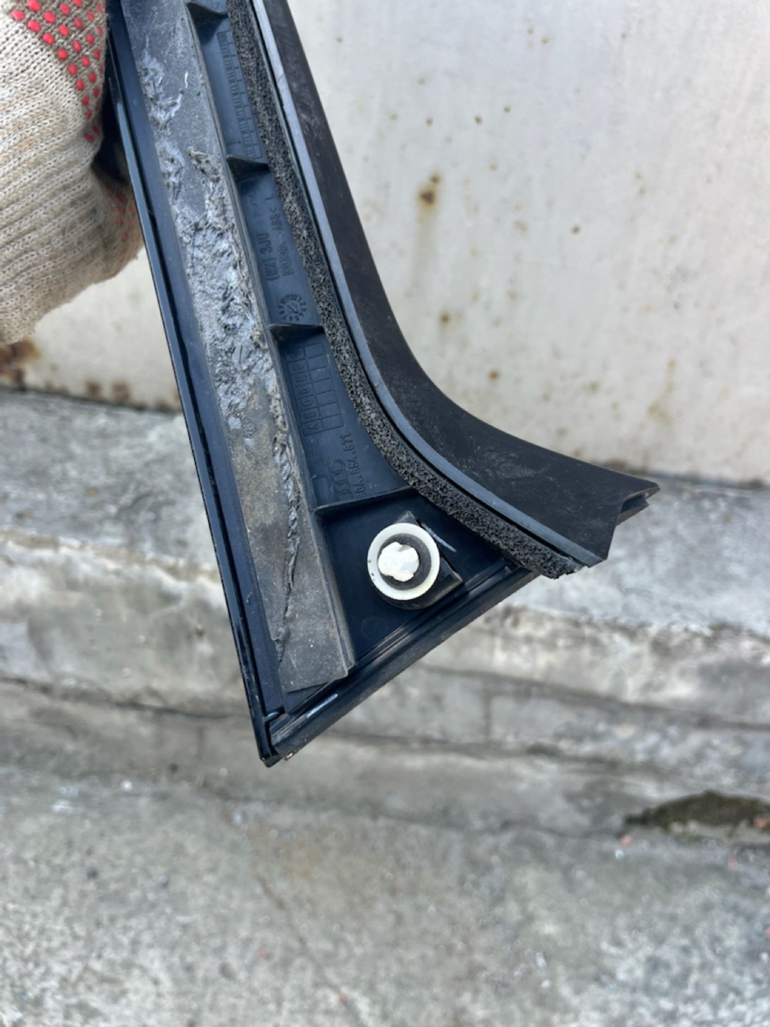 https://gcs.partsauto.market/rn-stockpro.appspot.com/thmbs/userImages/74b999aff9da8d5a09f9ff26dc196135/part/4dbc8354-41d6-4bbd-928a-83a5d6df1664_1747396146467.jpg
