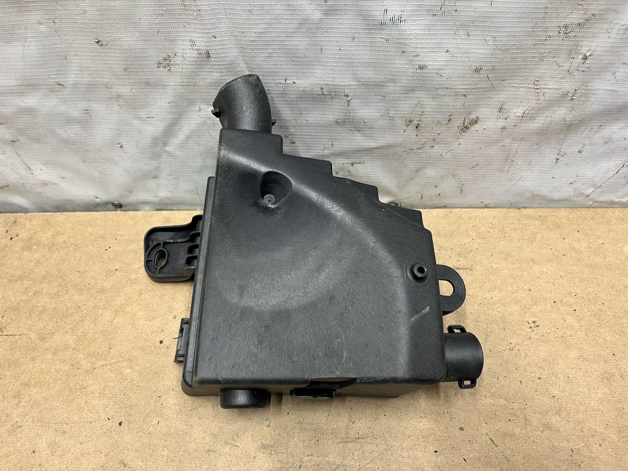 https://gcs.partsauto.market/rn-stockpro.appspot.com/thmbs/userImages/74b999aff9da8d5a09f9ff26dc196135/part/4ff95b42-d2f2-4659-a43a-71b45d7f3db1_1747225075892.jpg