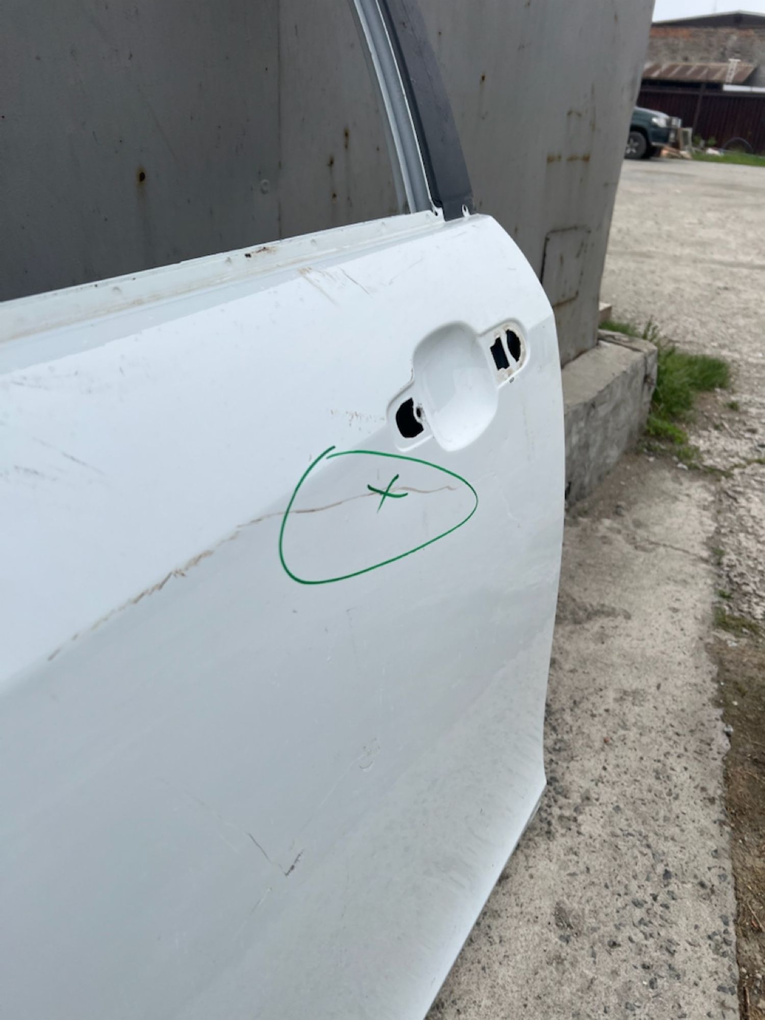 https://gcs.partsauto.market/rn-stockpro.appspot.com/thmbs/userImages/74b999aff9da8d5a09f9ff26dc196135/part/515b2c05-3bce-4fb7-b79e-09fc1c7fd3ef_1747673368999.jpg