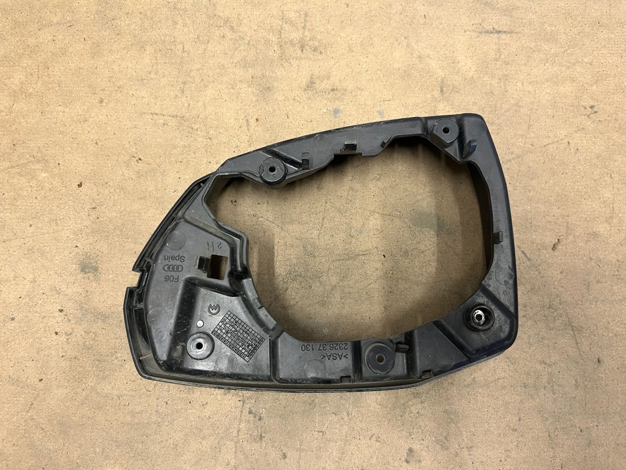 https://gcs.partsauto.market/rn-stockpro.appspot.com/thmbs/userImages/74b999aff9da8d5a09f9ff26dc196135/part/516ca703-f3fa-4888-b081-f43580e89804_1748434089508.jpg