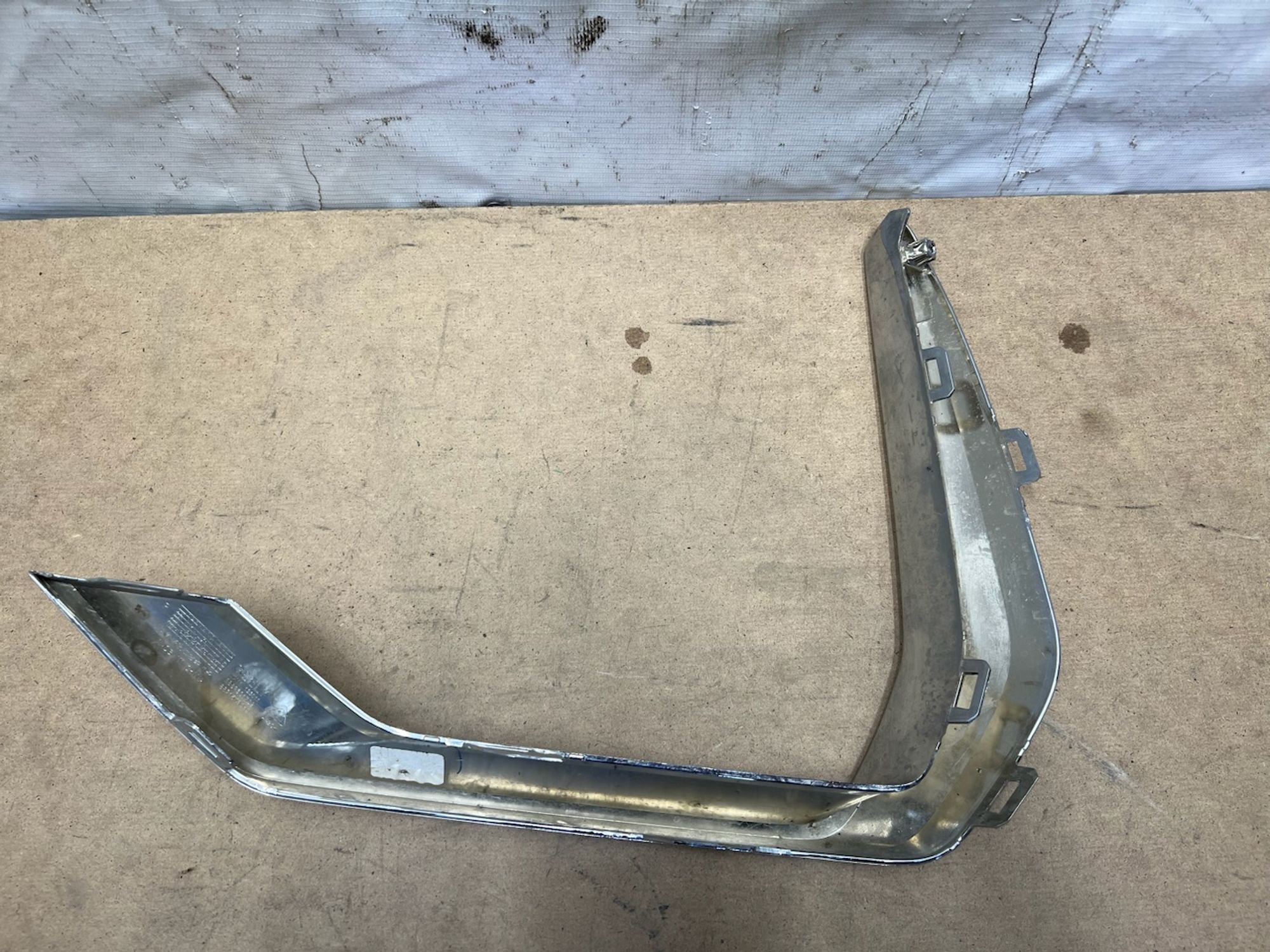 https://gcs.partsauto.market/rn-stockpro.appspot.com/thmbs/userImages/74b999aff9da8d5a09f9ff26dc196135/part/53f2bd05-8b03-44d7-82e1-99b0d5141231_1743786388357.jpg