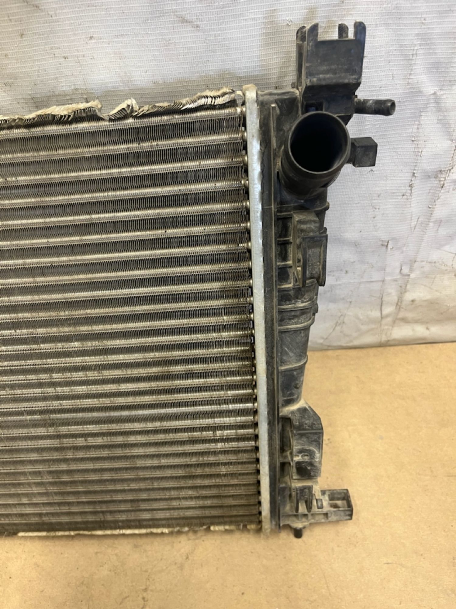 https://gcs.partsauto.market/rn-stockpro.appspot.com/thmbs/userImages/74b999aff9da8d5a09f9ff26dc196135/part/54ec97aa-16db-4df6-b25e-fee0b1eea1e6_1750422322702.jpg