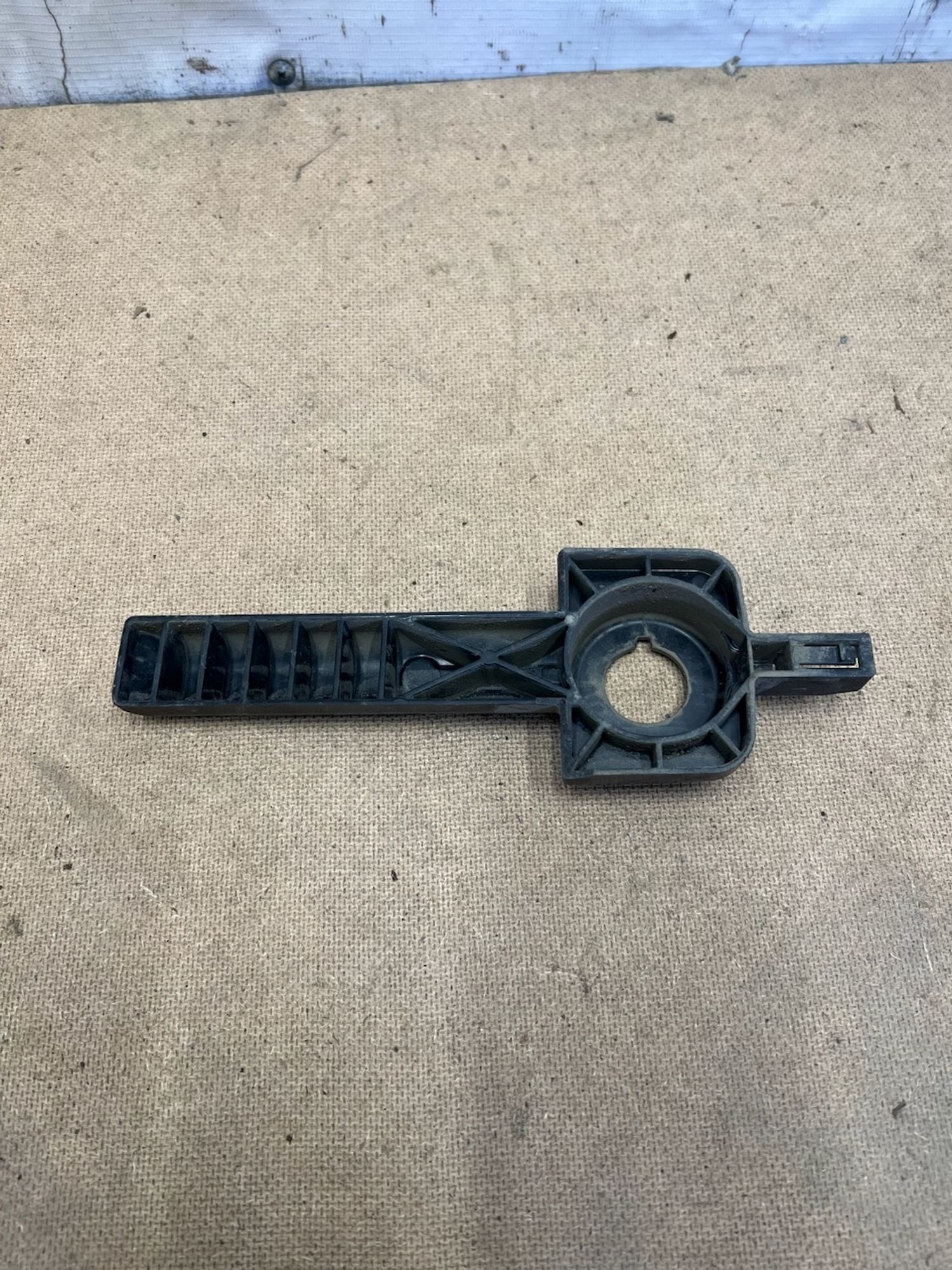 https://gcs.partsauto.market/rn-stockpro.appspot.com/thmbs/userImages/74b999aff9da8d5a09f9ff26dc196135/part/57ad5cf6-a76f-4435-bd2d-ff35a042aa59_1744897025105.jpg