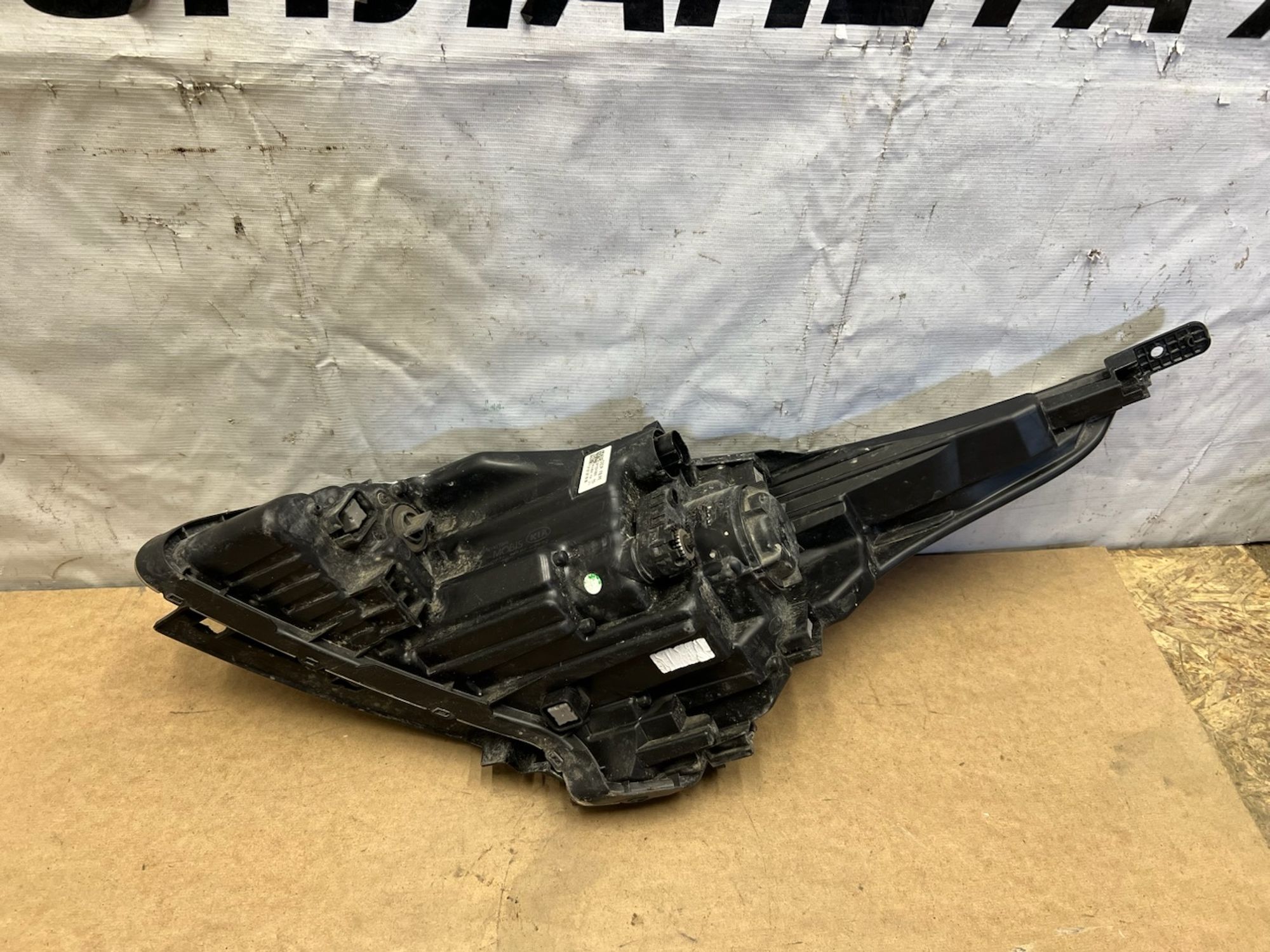 https://gcs.partsauto.market/rn-stockpro.appspot.com/thmbs/userImages/74b999aff9da8d5a09f9ff26dc196135/part/58844405-c31e-404d-870e-4c458c023131_1747764659921.jpg