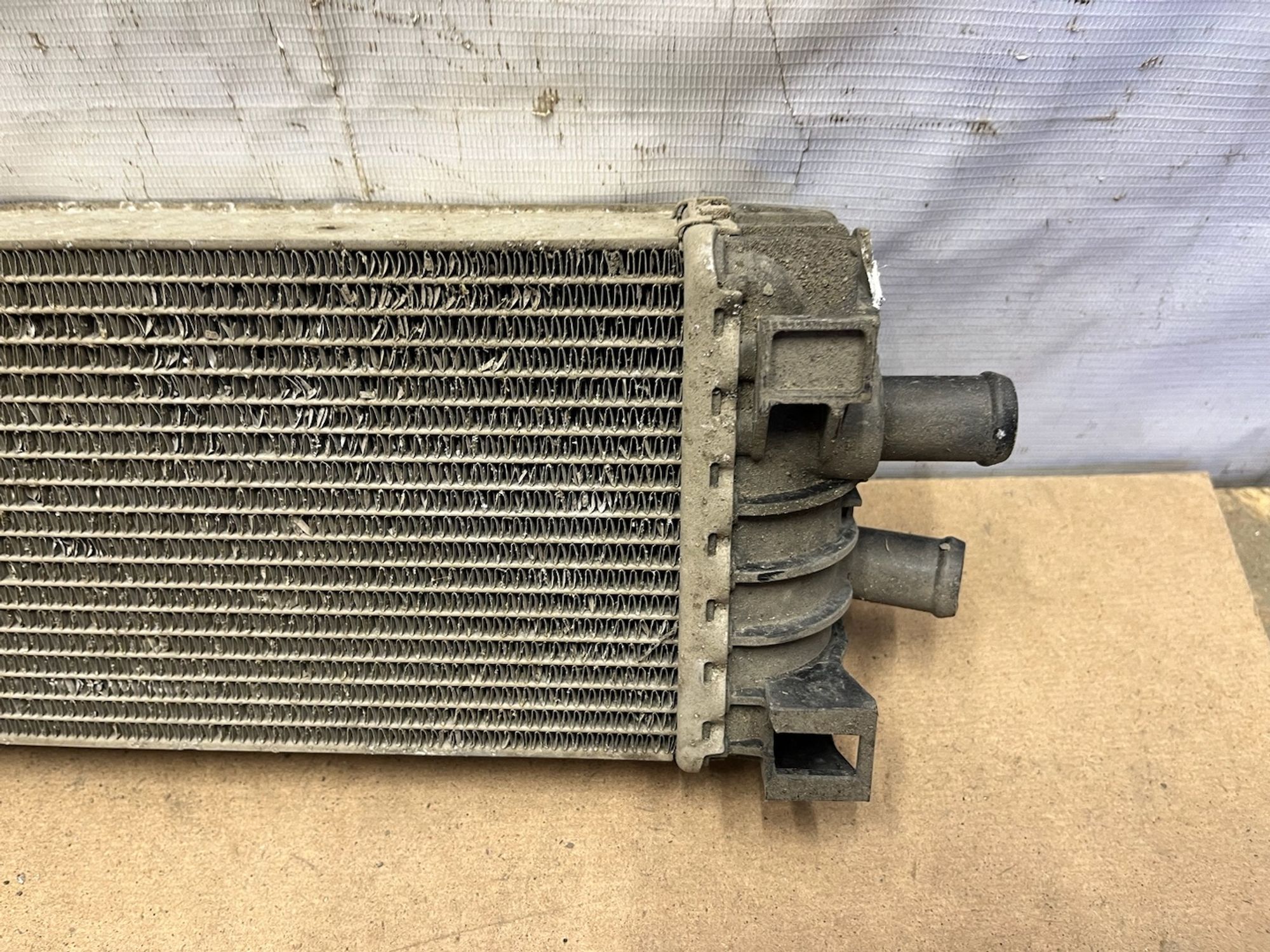 https://gcs.partsauto.market/rn-stockpro.appspot.com/thmbs/userImages/74b999aff9da8d5a09f9ff26dc196135/part/591d6e8e-d7ae-4a17-976d-48b0a4c3e4bd_1747049478028.jpg