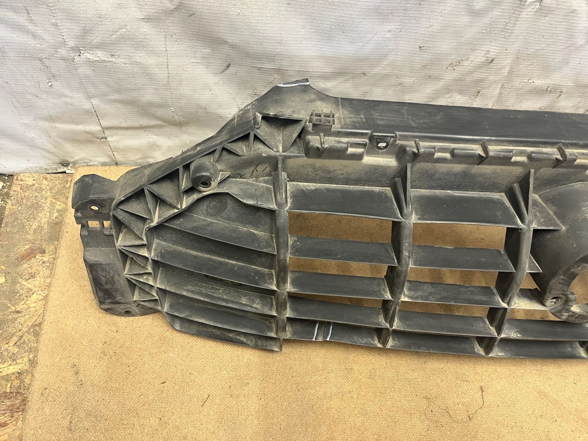 https://gcs.partsauto.market/rn-stockpro.appspot.com/thmbs/userImages/74b999aff9da8d5a09f9ff26dc196135/part/5b52cf39-f897-4710-941a-9f702224d553_1745410910542.jpg