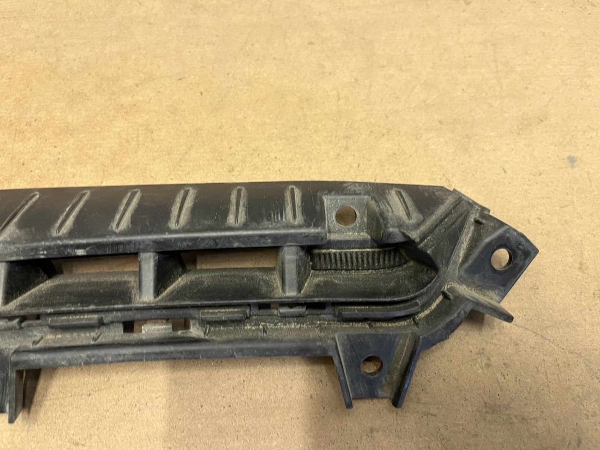 https://gcs.partsauto.market/rn-stockpro.appspot.com/thmbs/userImages/74b999aff9da8d5a09f9ff26dc196135/part/5c2955c0-eaa7-408b-a11d-04869f4f9120_1749207532168.jpg