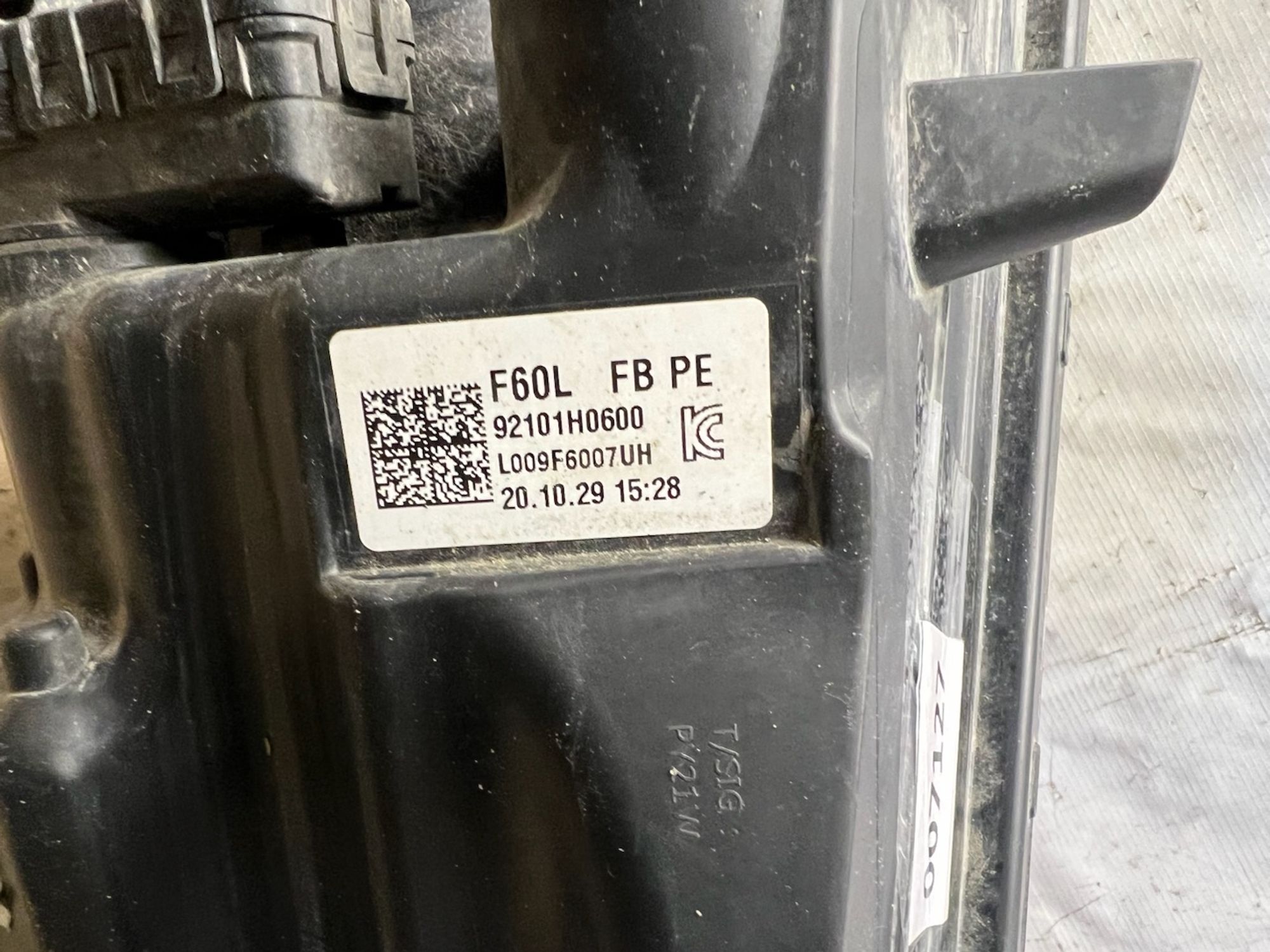 https://gcs.partsauto.market/rn-stockpro.appspot.com/thmbs/userImages/74b999aff9da8d5a09f9ff26dc196135/part/5dfca9c6-e45b-4772-9b0c-15c49b171dda_1747764546249.jpg