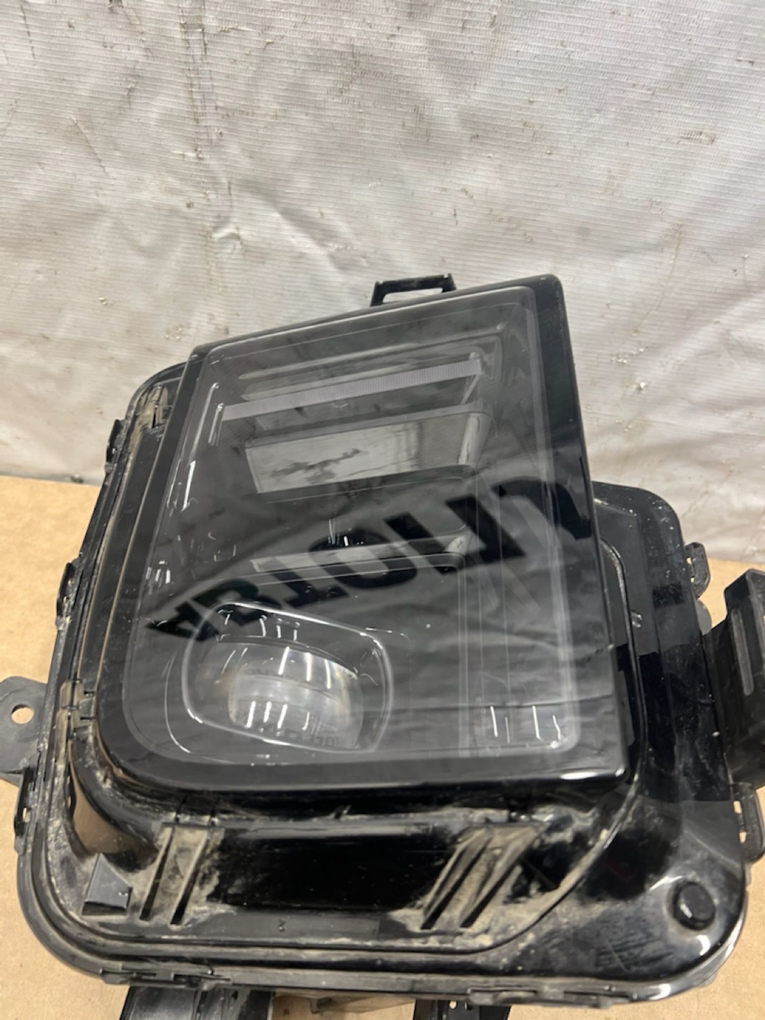 https://gcs.partsauto.market/rn-stockpro.appspot.com/thmbs/userImages/74b999aff9da8d5a09f9ff26dc196135/part/5f003055-8ccd-46a1-912a-d057d5a02291_1743698076567.jpg
