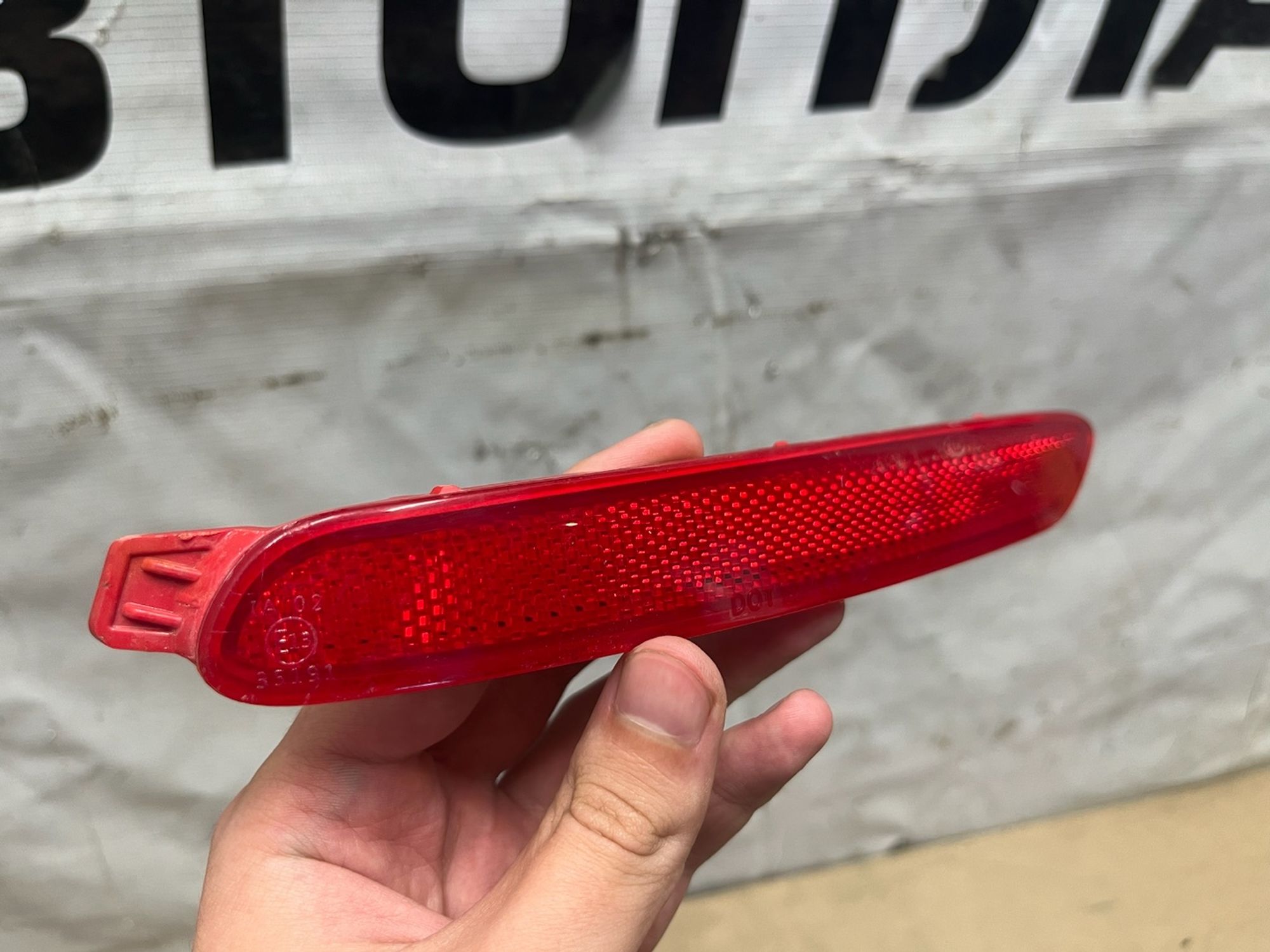 https://gcs.partsauto.market/rn-stockpro.appspot.com/thmbs/userImages/74b999aff9da8d5a09f9ff26dc196135/part/614b9b14-a536-49cb-93f2-834ea443237a_1750337160236.jpg