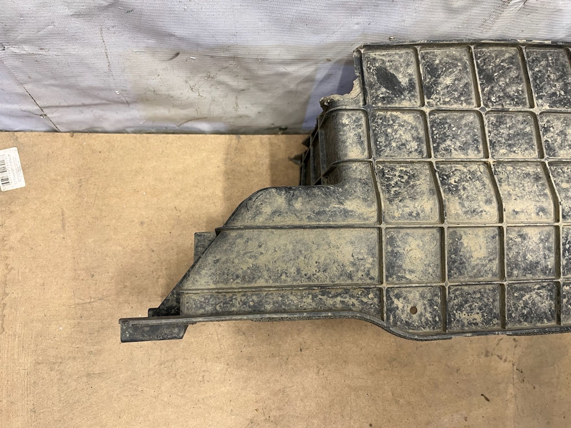 https://gcs.partsauto.market/rn-stockpro.appspot.com/thmbs/userImages/74b999aff9da8d5a09f9ff26dc196135/part/62b849b5-4e4f-4acb-bd72-c01fe40977ab_1747915198672.jpg