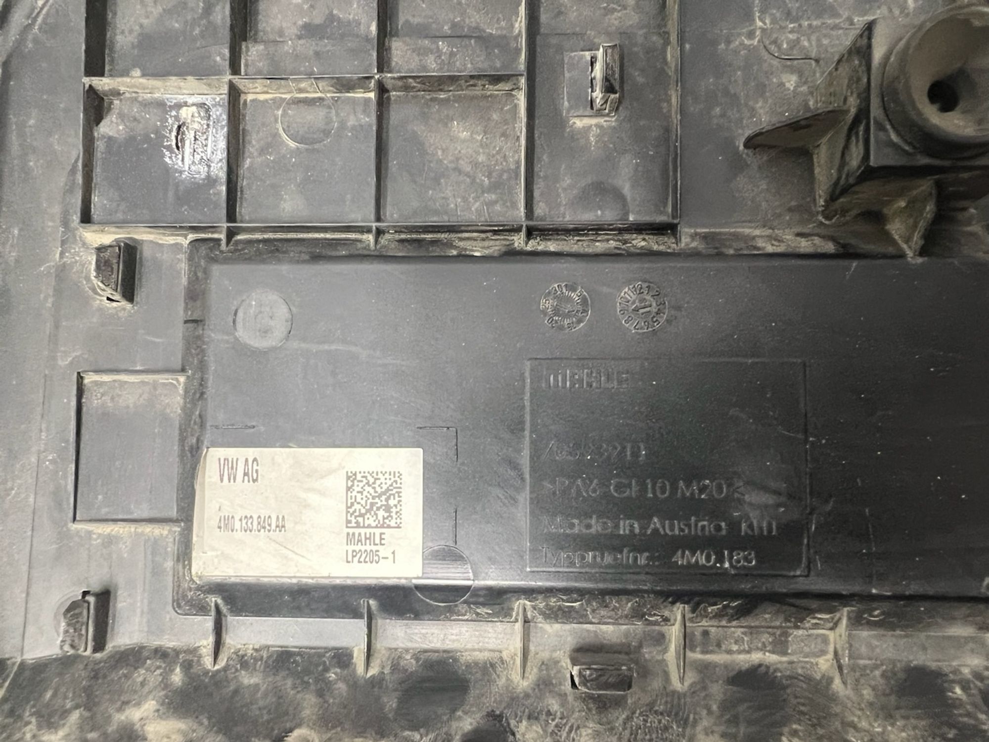 https://gcs.partsauto.market/rn-stockpro.appspot.com/thmbs/userImages/74b999aff9da8d5a09f9ff26dc196135/part/6445b126-1cf1-4123-836e-18628046e594_1748971859608.jpg