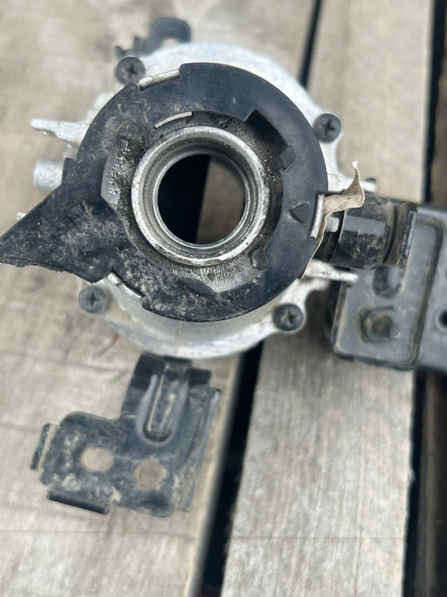 https://gcs.partsauto.market/rn-stockpro.appspot.com/thmbs/userImages/74b999aff9da8d5a09f9ff26dc196135/part/65e02fc9-c315-4224-a1bb-1d1460653c9f_1747243041027.jpg