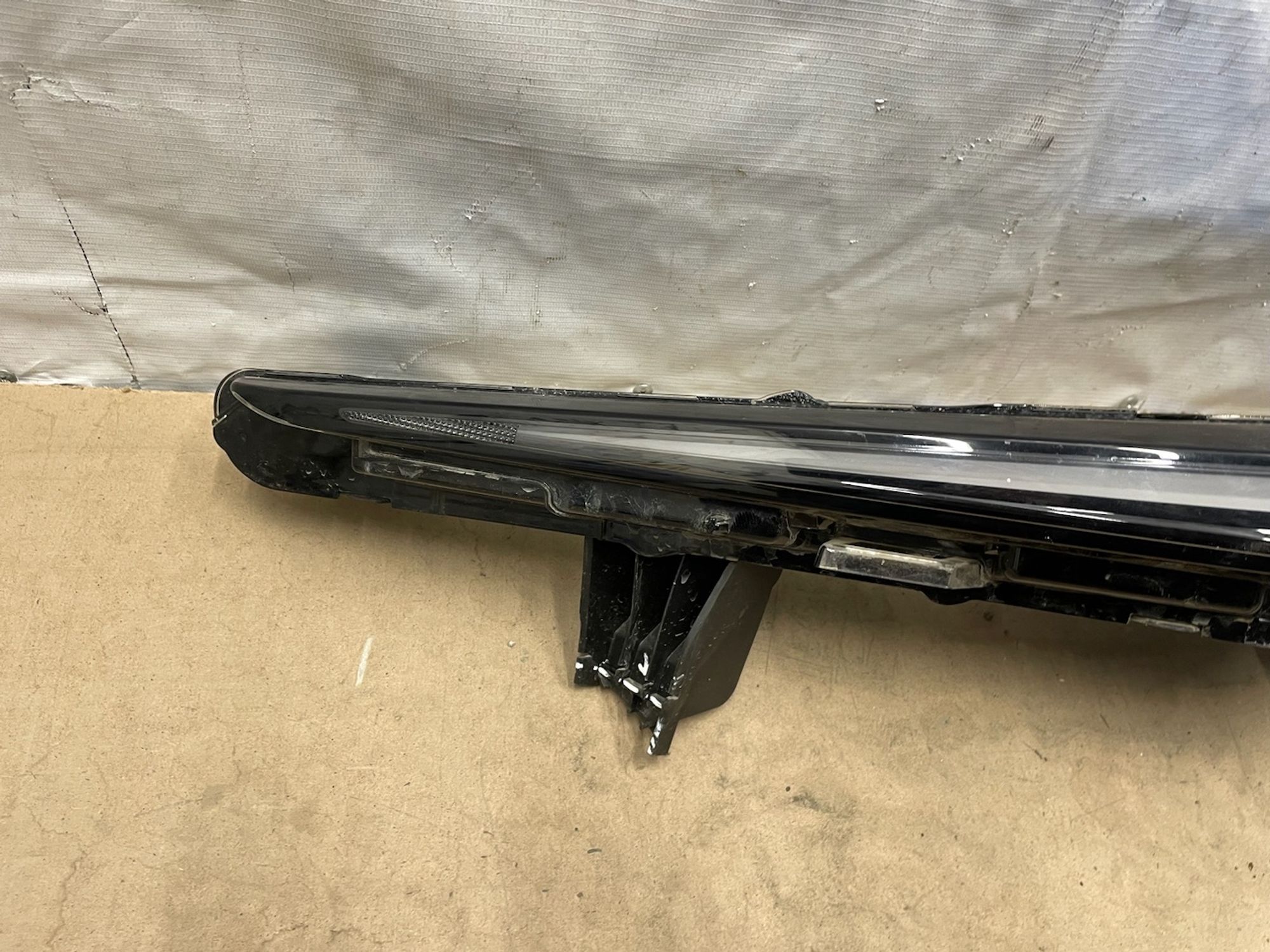 https://gcs.partsauto.market/rn-stockpro.appspot.com/thmbs/userImages/74b999aff9da8d5a09f9ff26dc196135/part/66acbdcd-b2e0-4b30-ba0d-ac9c93246337_1740735148558.jpg