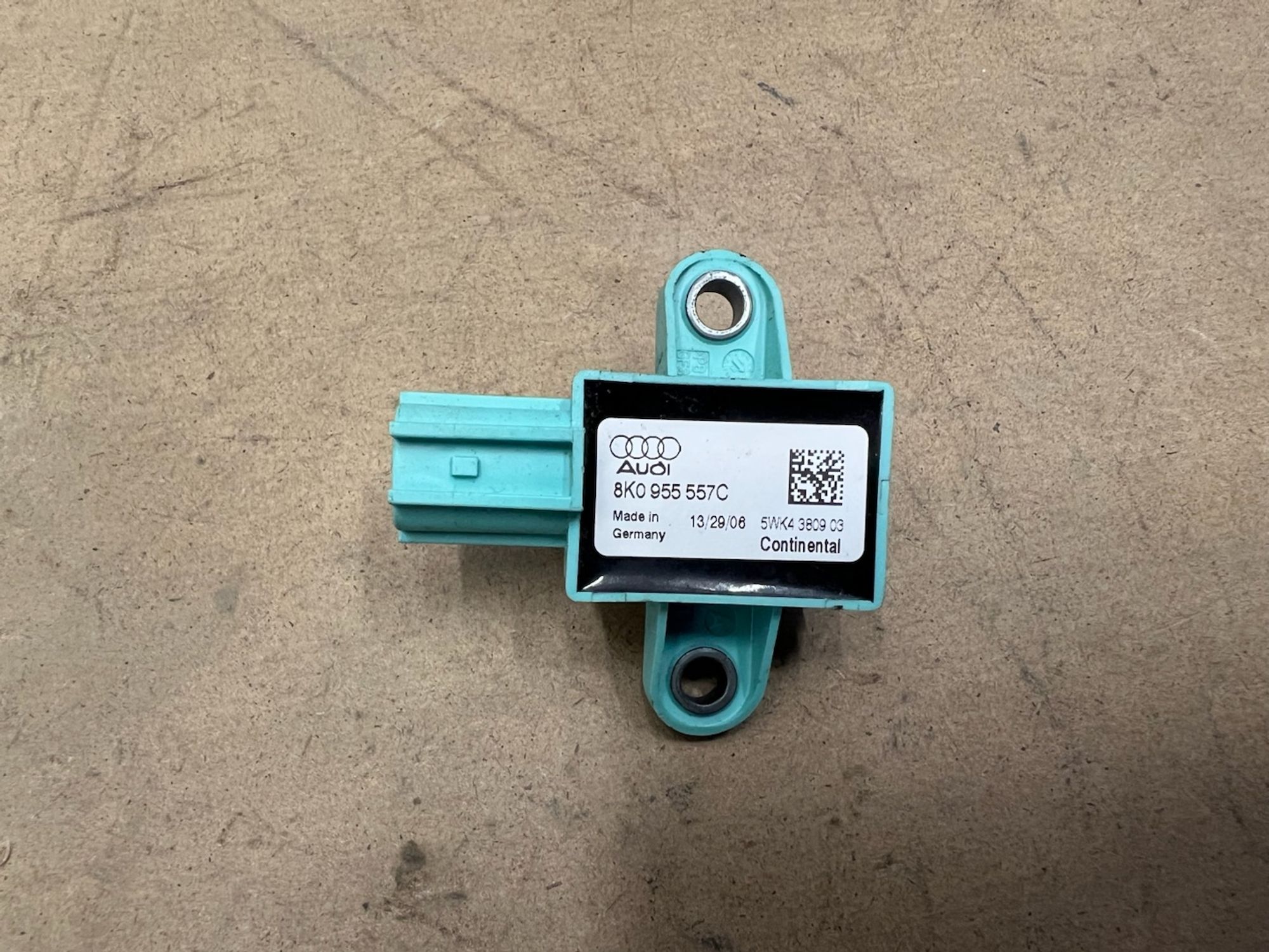 https://gcs.partsauto.market/rn-stockpro.appspot.com/thmbs/userImages/74b999aff9da8d5a09f9ff26dc196135/part/66f02dfc-e257-4883-9a03-64a218df4259_1748970999813.jpg