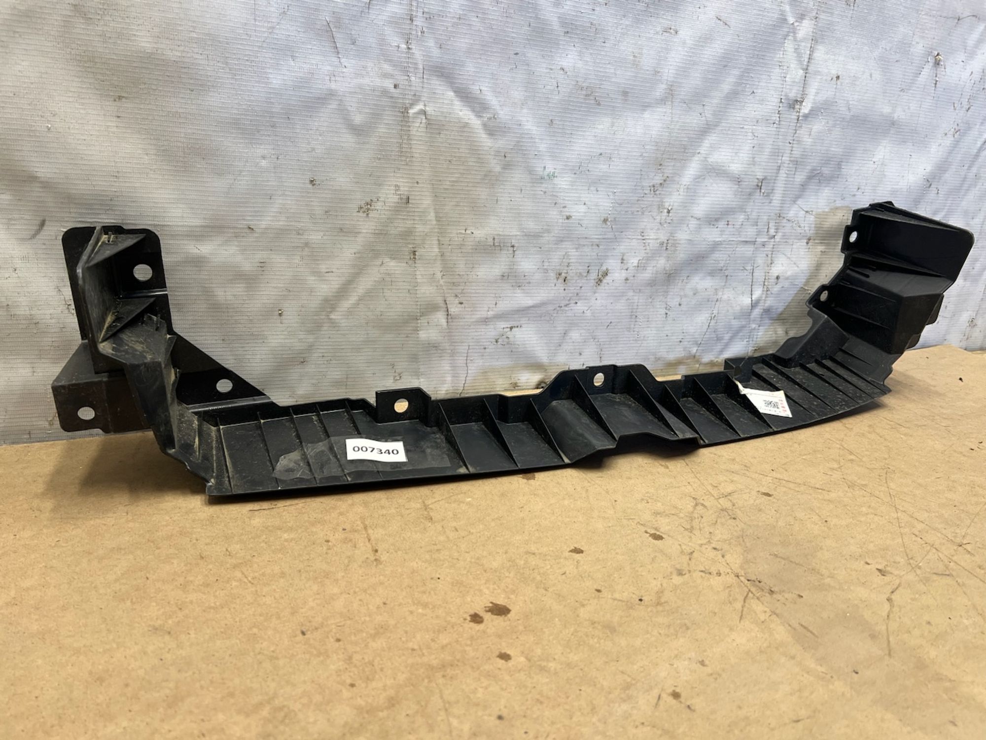 https://gcs.partsauto.market/rn-stockpro.appspot.com/thmbs/userImages/74b999aff9da8d5a09f9ff26dc196135/part/67125922-fbc6-42f6-a4ca-763b76f9cf6b_1747910069027.jpg