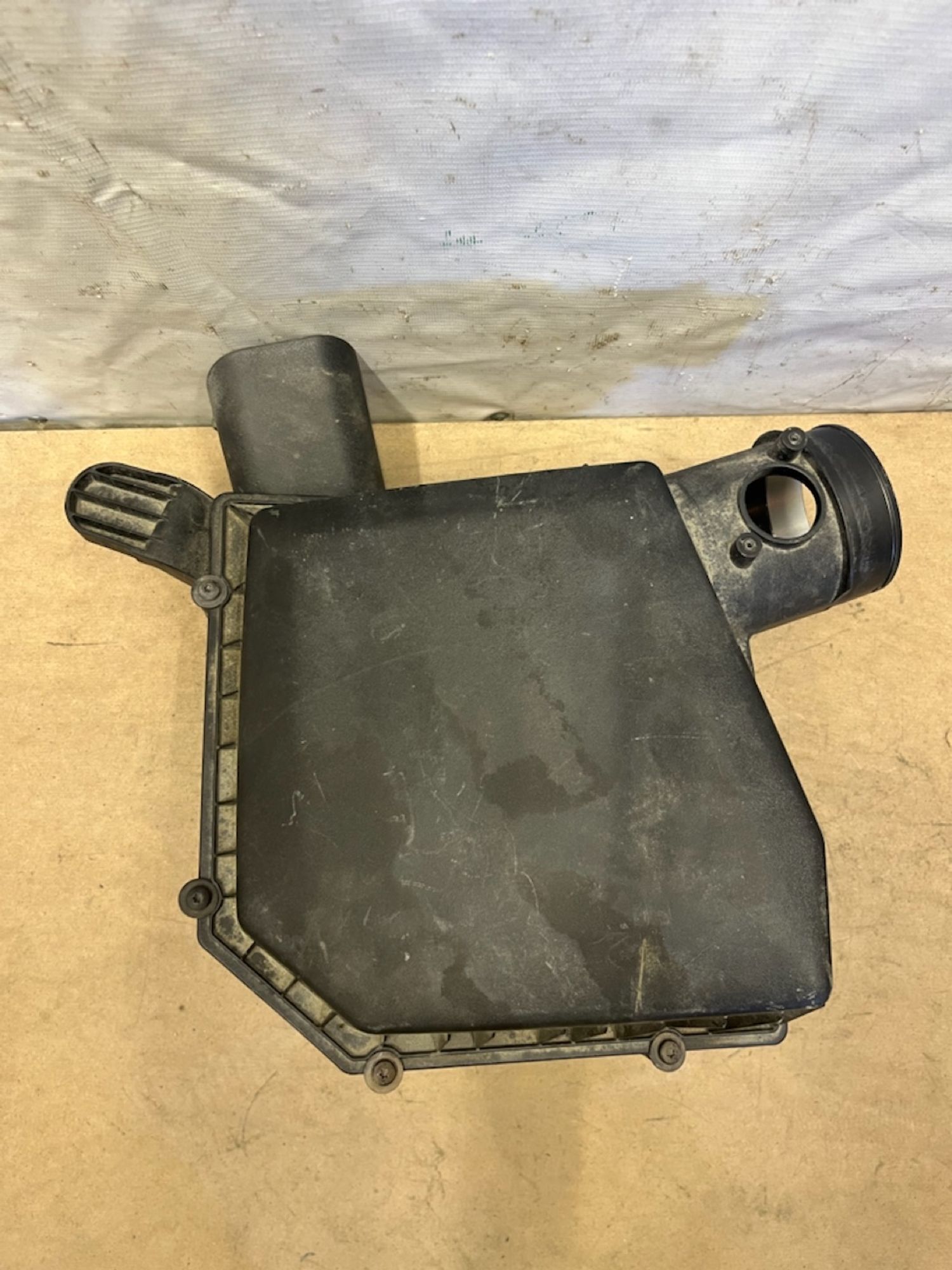 https://gcs.partsauto.market/rn-stockpro.appspot.com/thmbs/userImages/74b999aff9da8d5a09f9ff26dc196135/part/680ba480-3e77-4a7e-aa51-c09184f3e630_1748428486822.jpg