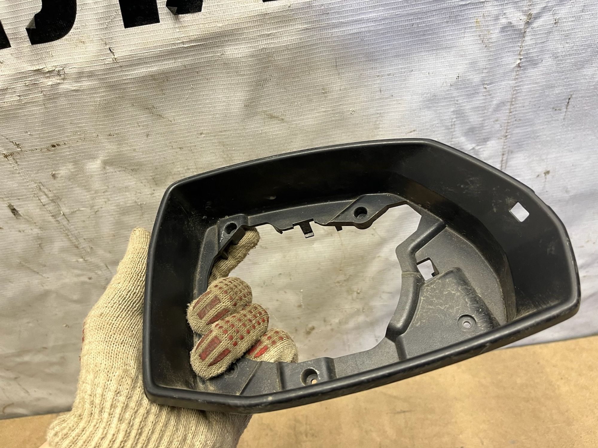 https://gcs.partsauto.market/rn-stockpro.appspot.com/thmbs/userImages/74b999aff9da8d5a09f9ff26dc196135/part/69842da6-000d-4265-aa4e-33b0e7e35c21_1748434015456.jpg