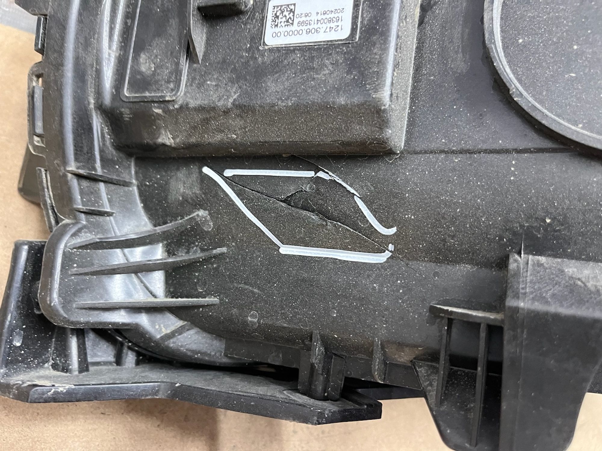 https://gcs.partsauto.market/rn-stockpro.appspot.com/thmbs/userImages/74b999aff9da8d5a09f9ff26dc196135/part/6ae1424f-6ca1-44d1-86e3-548106870176_1746164420700.jpg