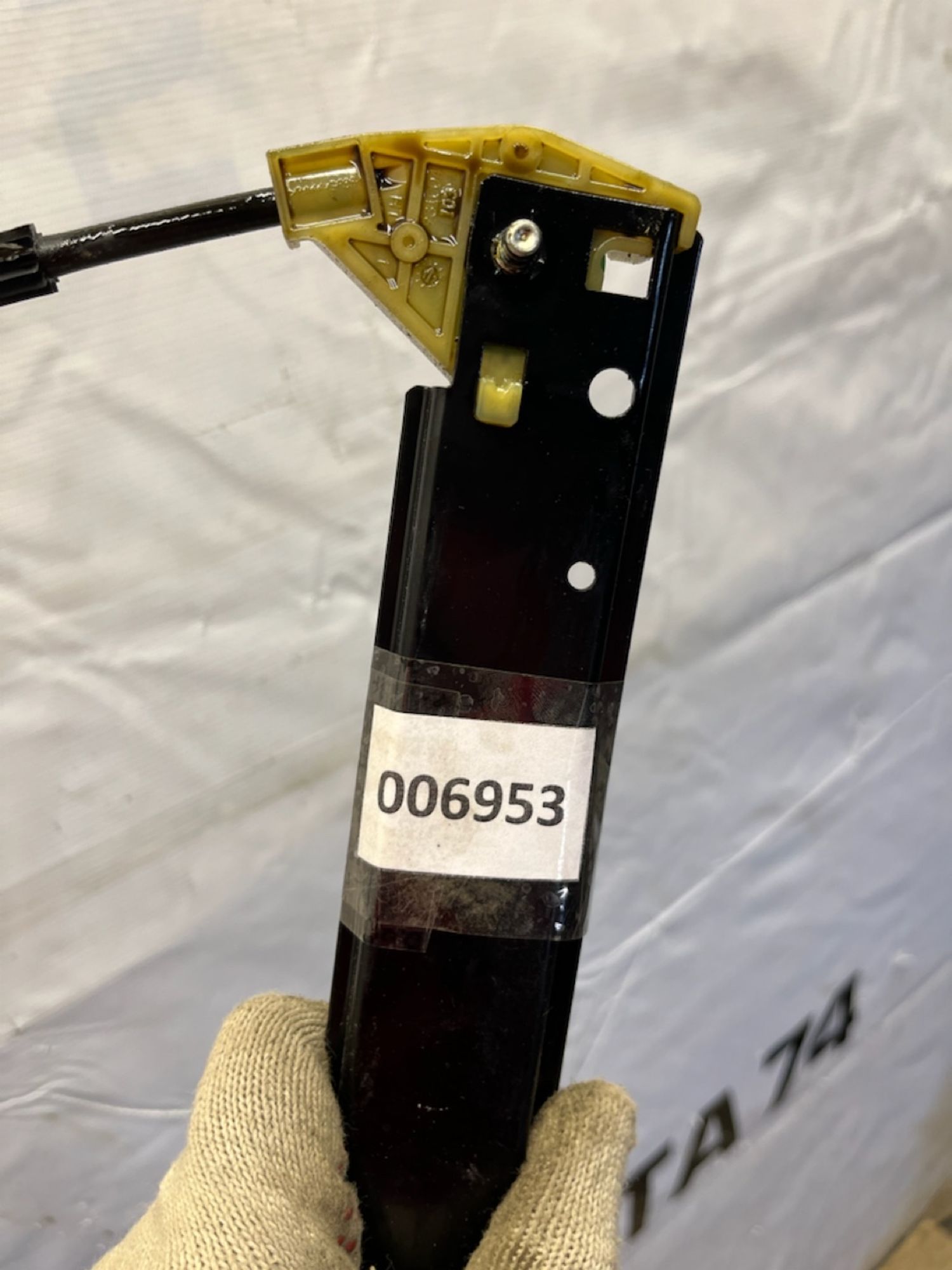 https://gcs.partsauto.market/rn-stockpro.appspot.com/thmbs/userImages/74b999aff9da8d5a09f9ff26dc196135/part/6f0bc870-ef27-44cb-947c-228b1f4b1409_1746181001749.jpg