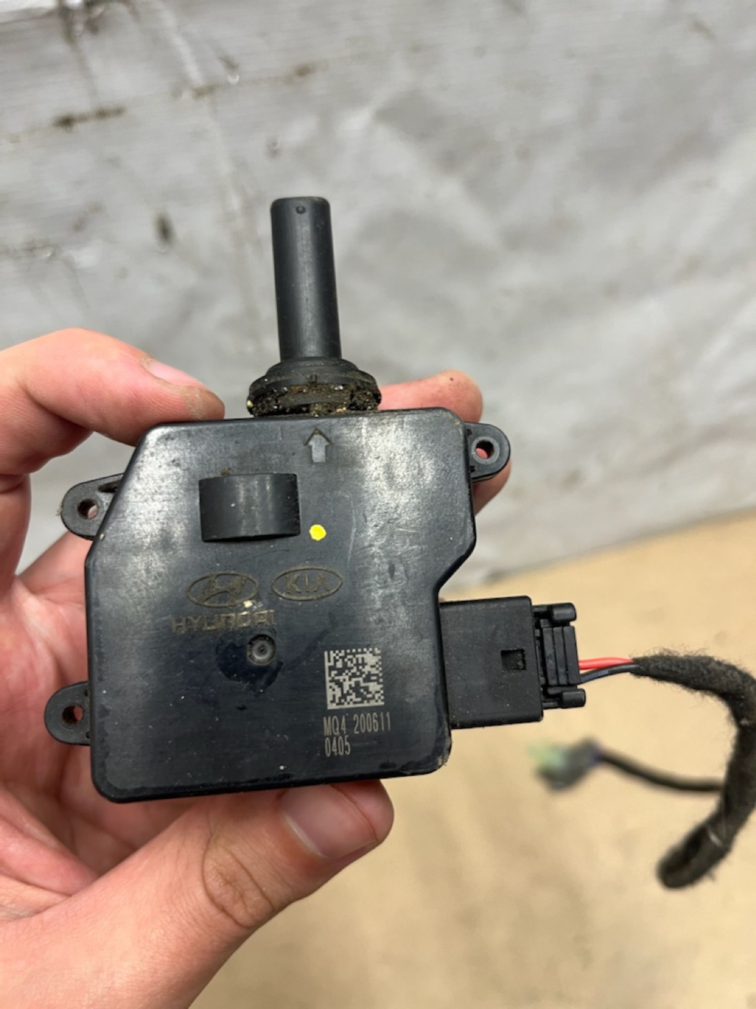 https://gcs.partsauto.market/rn-stockpro.appspot.com/thmbs/userImages/74b999aff9da8d5a09f9ff26dc196135/part/6fefce59-6b27-410f-9504-2dcf3306d789_1750336378919.jpg