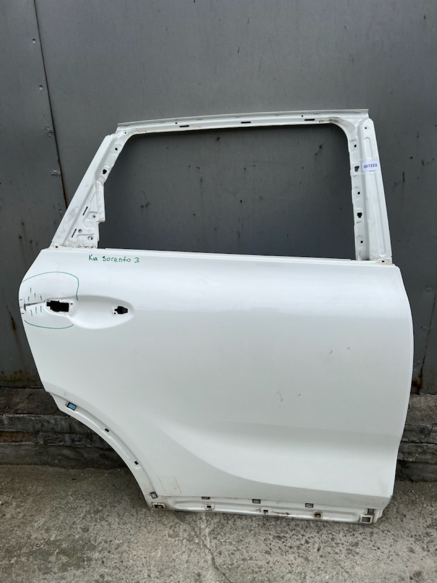 https://gcs.partsauto.market/rn-stockpro.appspot.com/thmbs/userImages/74b999aff9da8d5a09f9ff26dc196135/part/70b597d7-c0e1-495a-83b3-c3b3d2aeb116_1747672125396.jpg