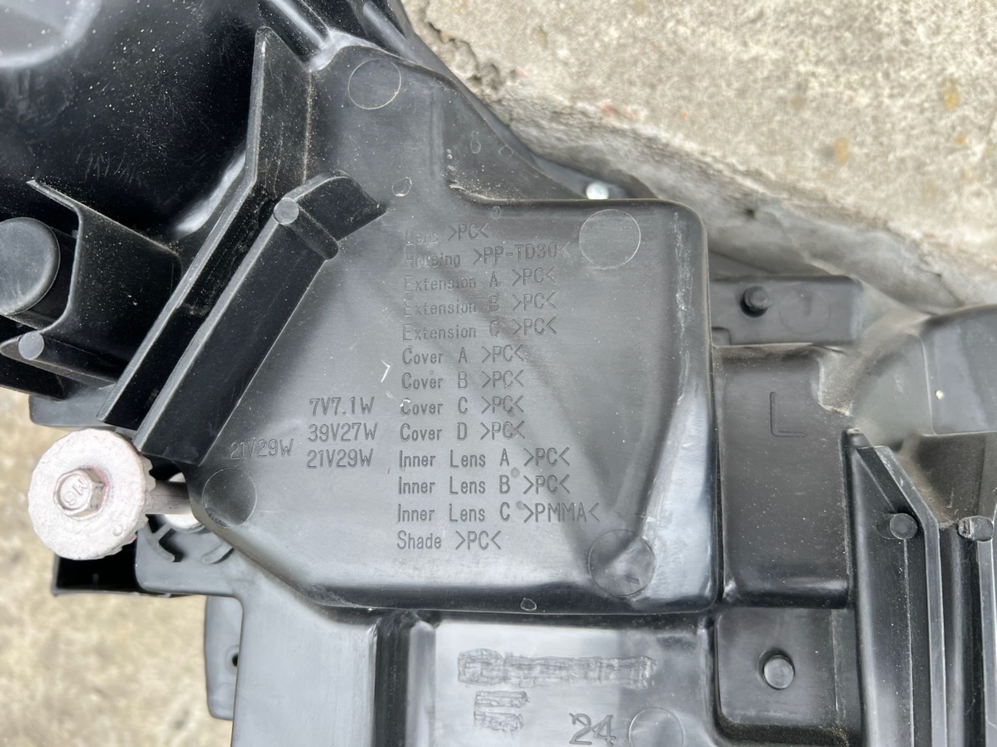 https://gcs.partsauto.market/rn-stockpro.appspot.com/thmbs/userImages/74b999aff9da8d5a09f9ff26dc196135/part/70f1474c-1d0b-4472-aced-28d46346683a_1746725553099.jpg