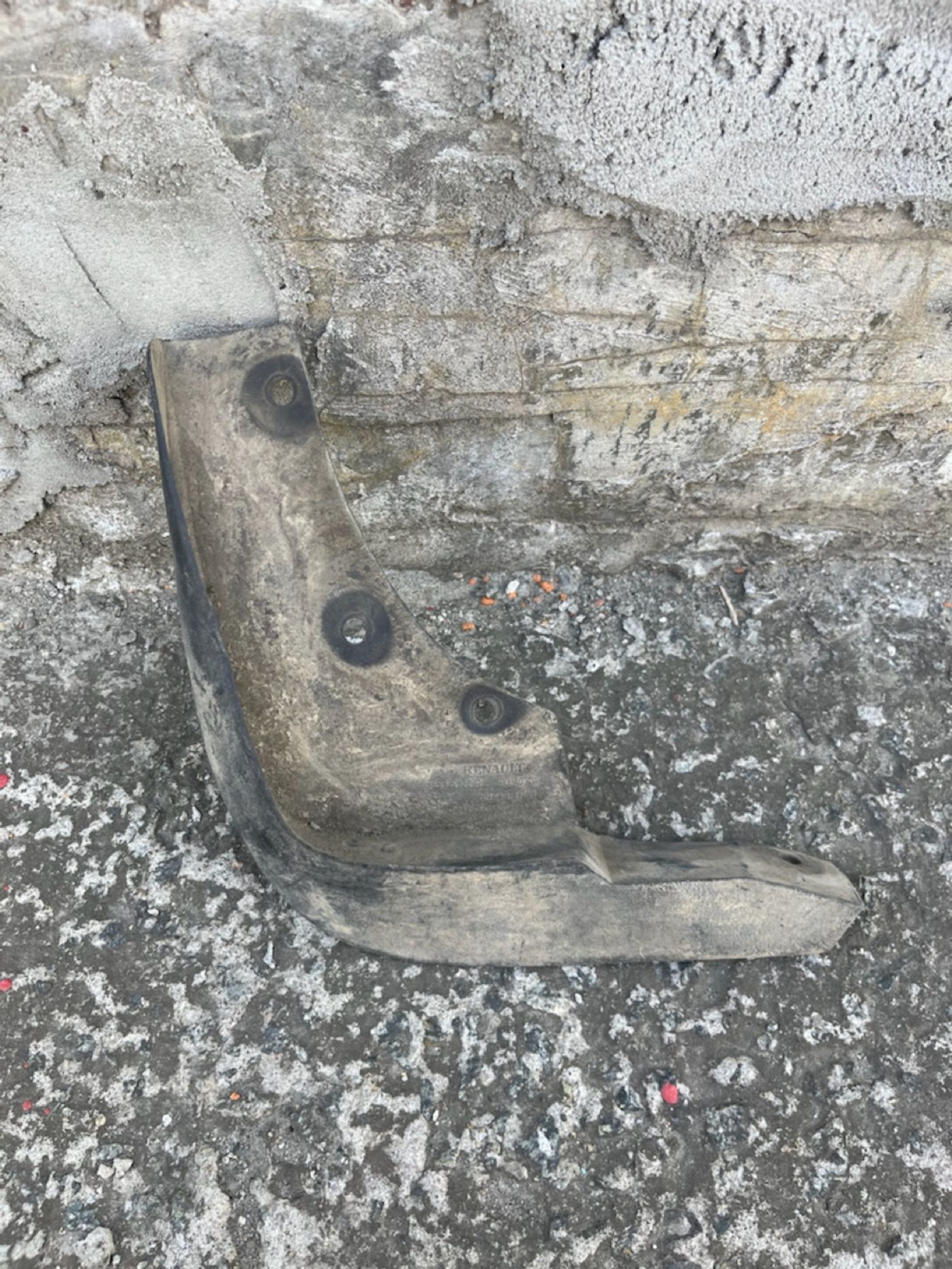https://gcs.partsauto.market/rn-stockpro.appspot.com/thmbs/userImages/74b999aff9da8d5a09f9ff26dc196135/part/723239ee-2bb8-4b52-b475-7c6795d5e5ad_1748088570661.jpg
