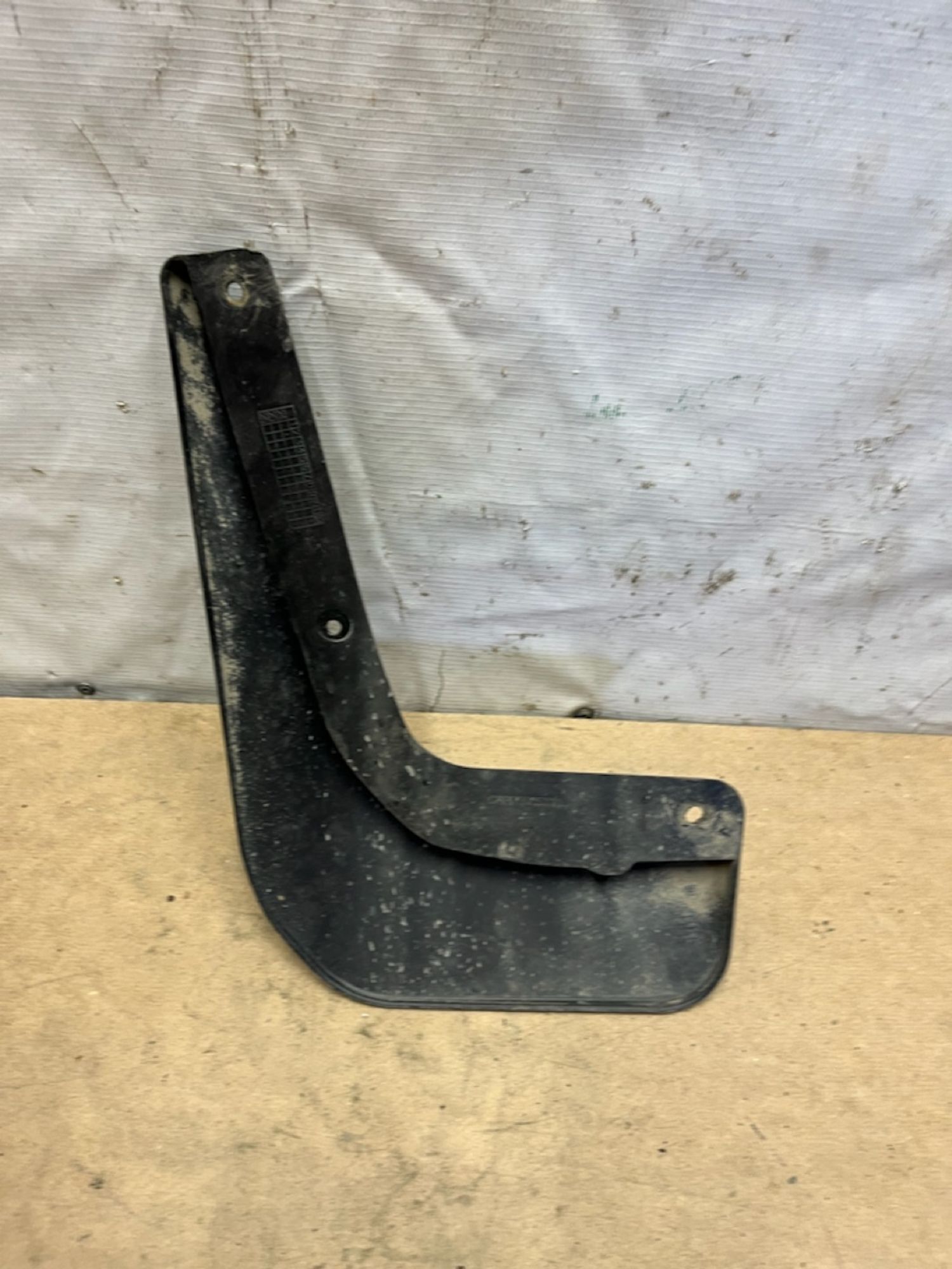 https://gcs.partsauto.market/rn-stockpro.appspot.com/thmbs/userImages/74b999aff9da8d5a09f9ff26dc196135/part/730dfeea-4c9d-4b50-a8b9-db766108a08a_1747378898045.jpg