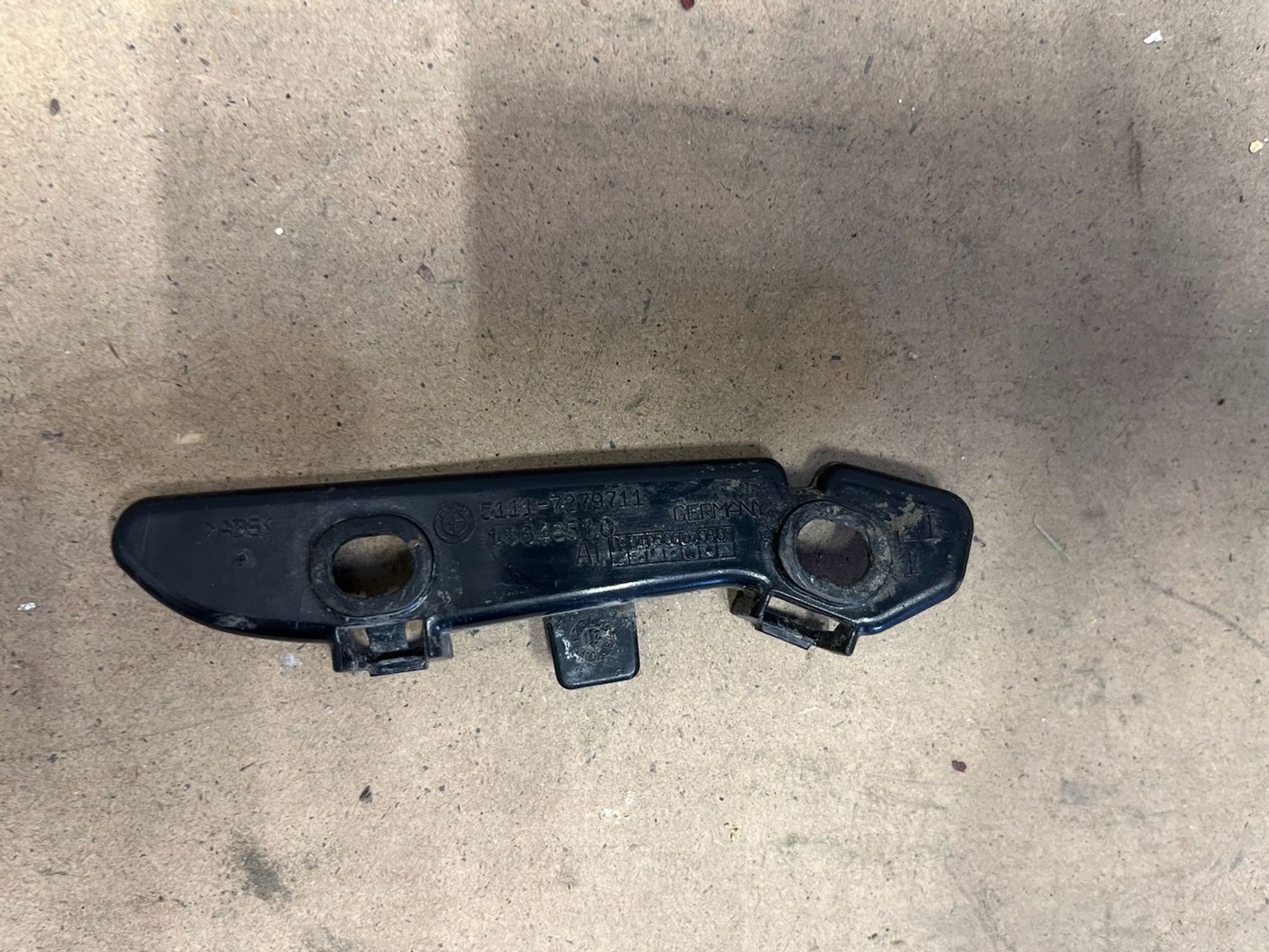 https://gcs.partsauto.market/rn-stockpro.appspot.com/thmbs/userImages/74b999aff9da8d5a09f9ff26dc196135/part/743ff8be-8e7e-45a4-8f90-3c7bc2797699_1750325582983.jpg