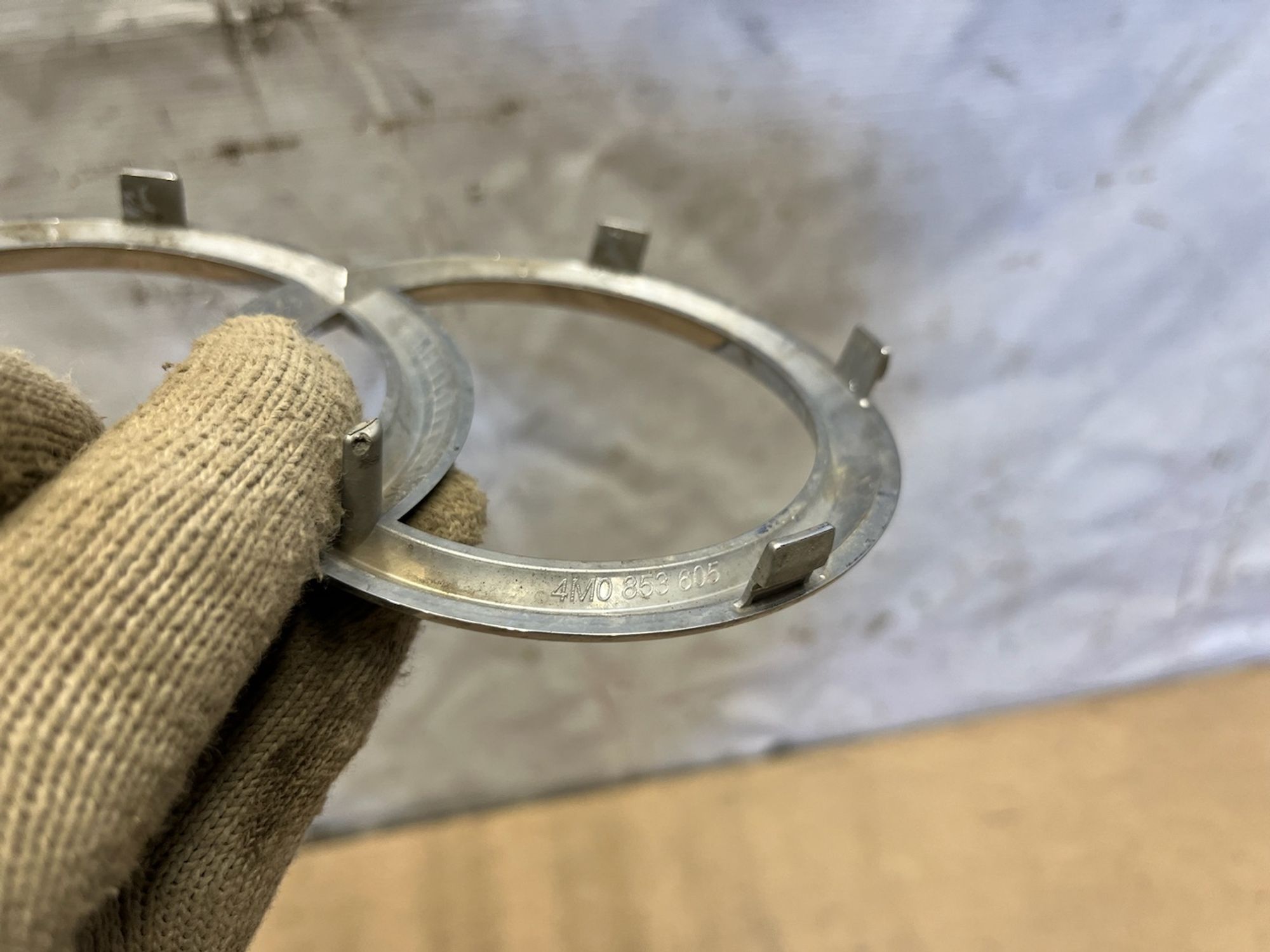 https://gcs.partsauto.market/rn-stockpro.appspot.com/thmbs/userImages/74b999aff9da8d5a09f9ff26dc196135/part/74d74984-a181-4680-a937-7d700addbccf_1749038381666.jpg