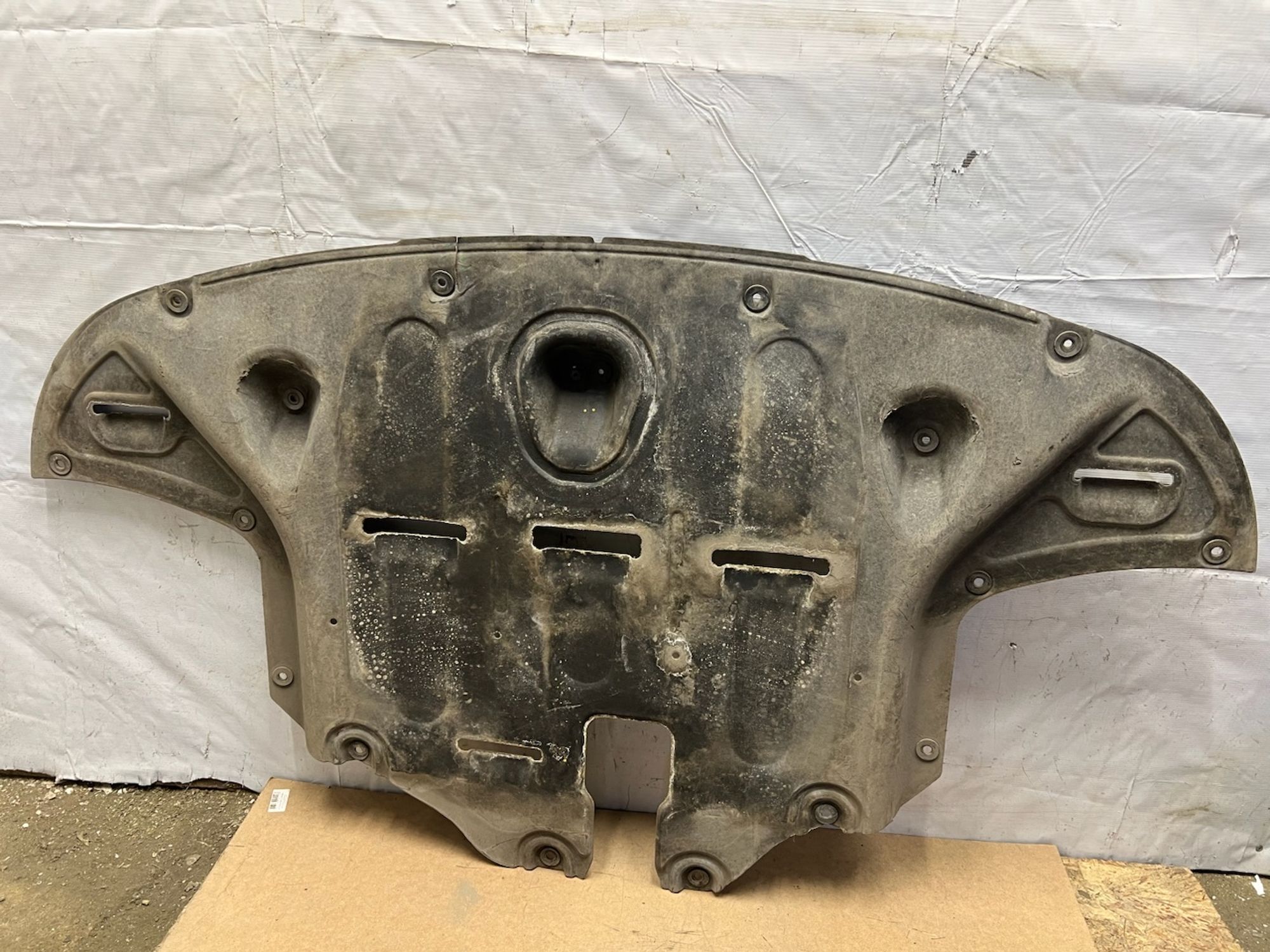 https://gcs.partsauto.market/rn-stockpro.appspot.com/thmbs/userImages/74b999aff9da8d5a09f9ff26dc196135/part/7576f40c-bda0-4b97-a4ae-6c313c8bd583_1744307687779.jpg