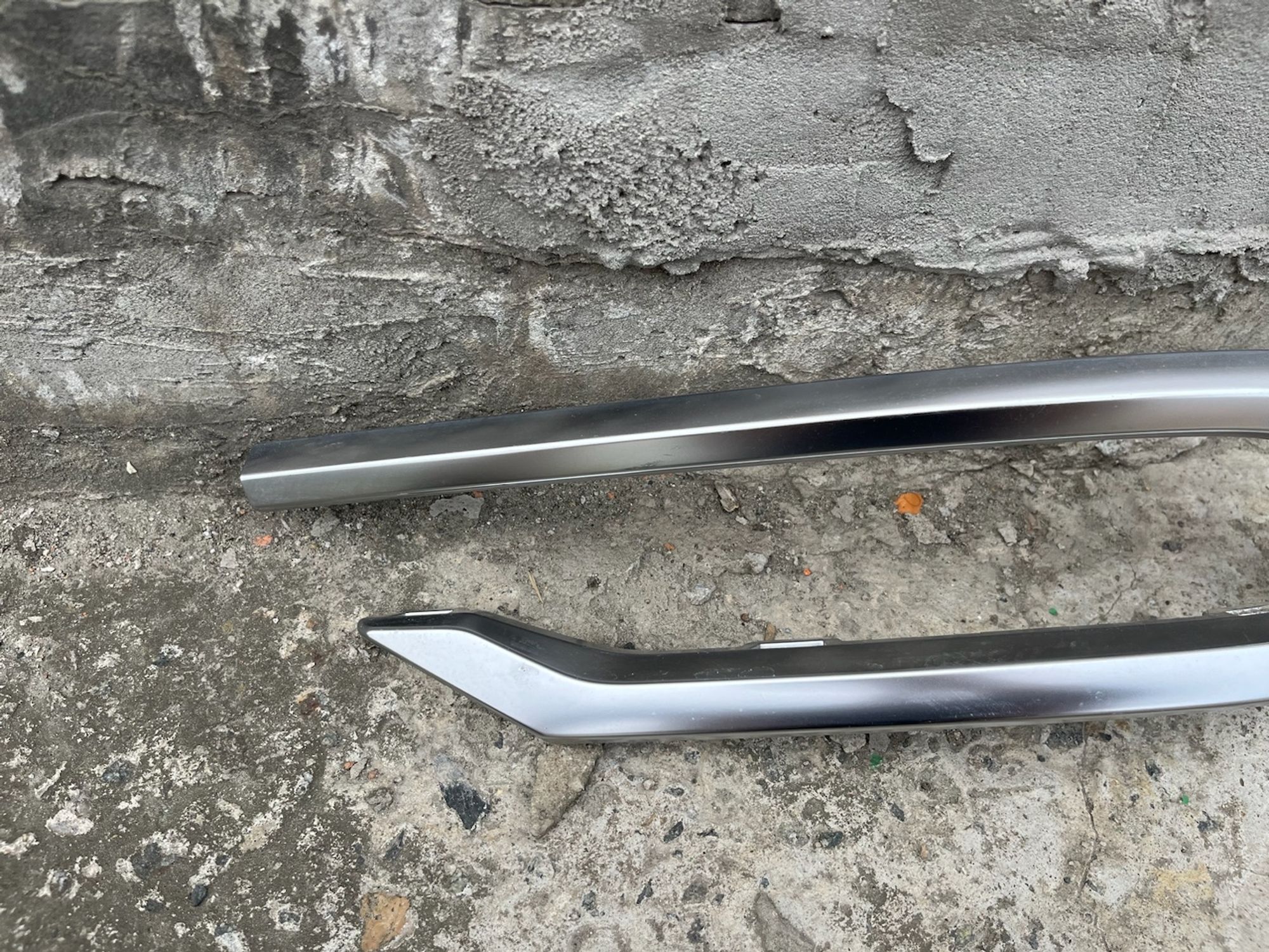 https://gcs.partsauto.market/rn-stockpro.appspot.com/thmbs/userImages/74b999aff9da8d5a09f9ff26dc196135/part/75911d05-5303-4d70-9016-54a235d41f63_1749547368099.jpg