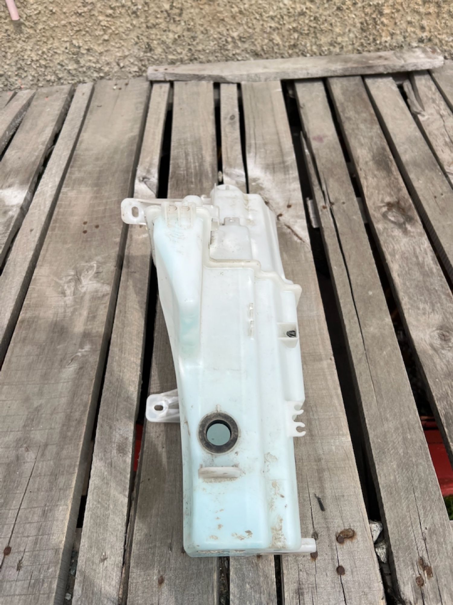https://gcs.partsauto.market/rn-stockpro.appspot.com/thmbs/userImages/74b999aff9da8d5a09f9ff26dc196135/part/75eb6a84-c69d-4ce6-a7b7-3b1f2898c8c9_1746726409127.jpg