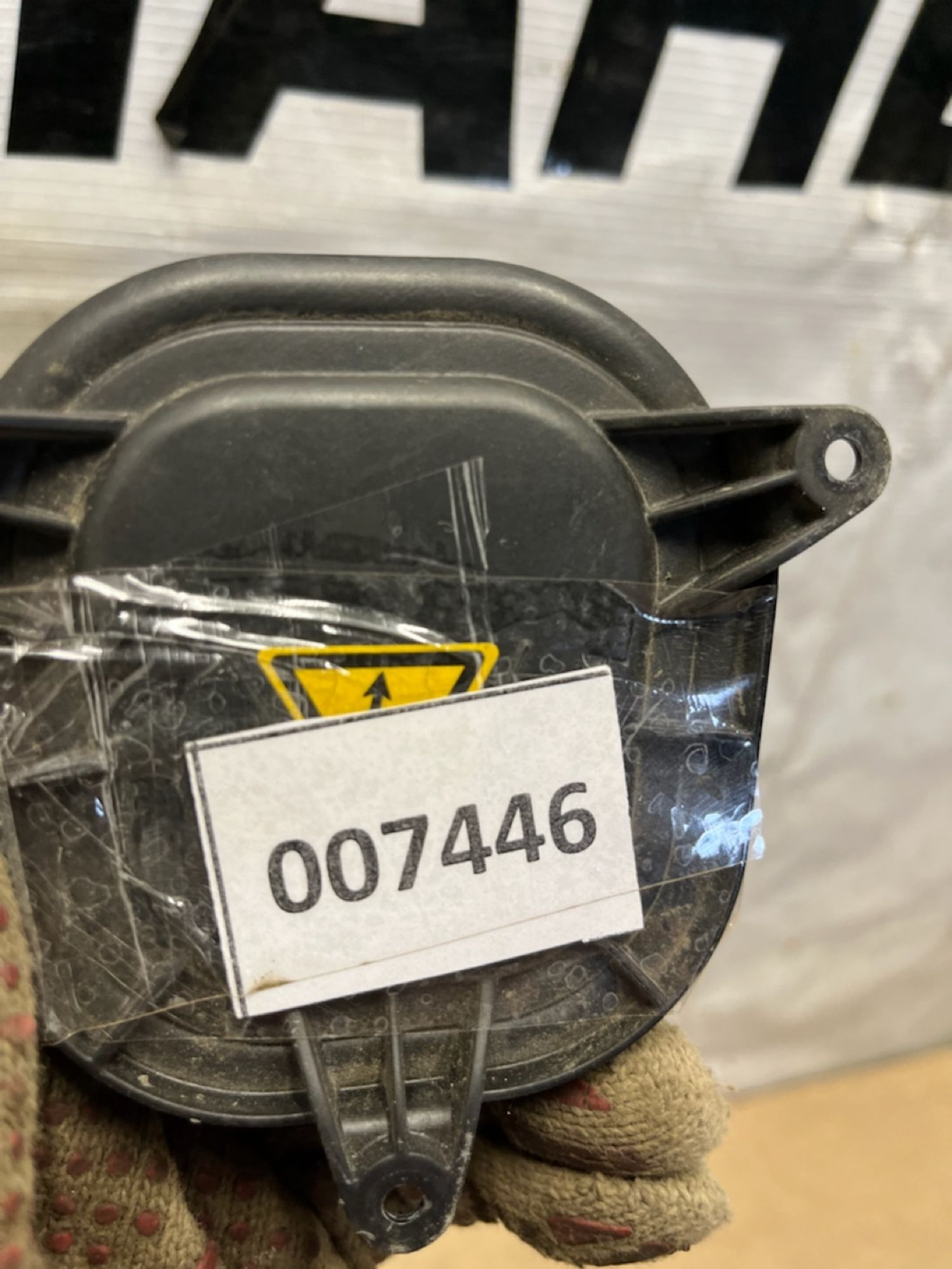 https://gcs.partsauto.market/rn-stockpro.appspot.com/thmbs/userImages/74b999aff9da8d5a09f9ff26dc196135/part/7667ffe4-6675-443e-85b6-578d3bdb760f_1749021626625.jpg