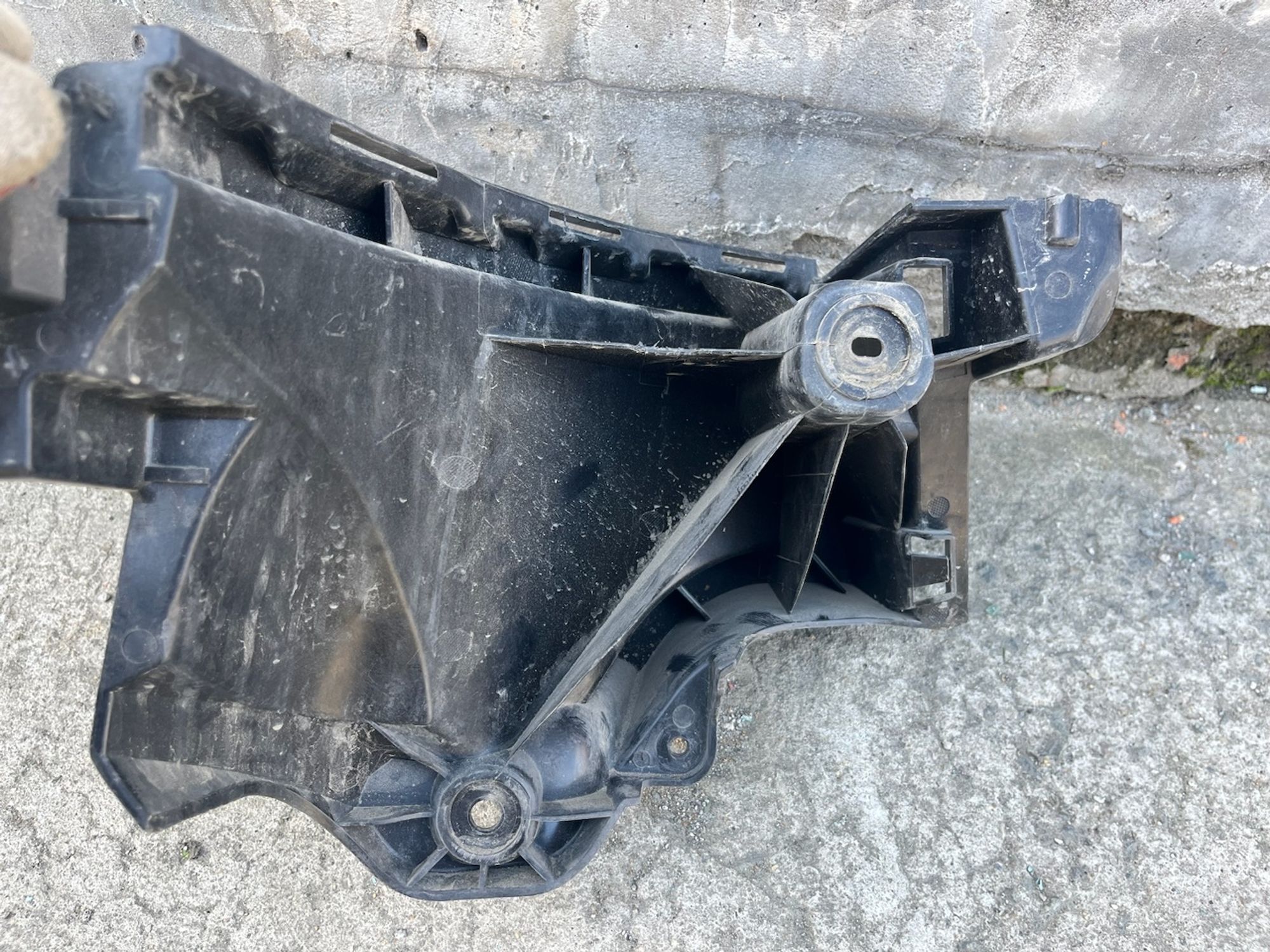 https://gcs.partsauto.market/rn-stockpro.appspot.com/thmbs/userImages/74b999aff9da8d5a09f9ff26dc196135/part/7bbce6fa-5cee-439a-bb76-f2d9c35e4987_1747396260206.jpg