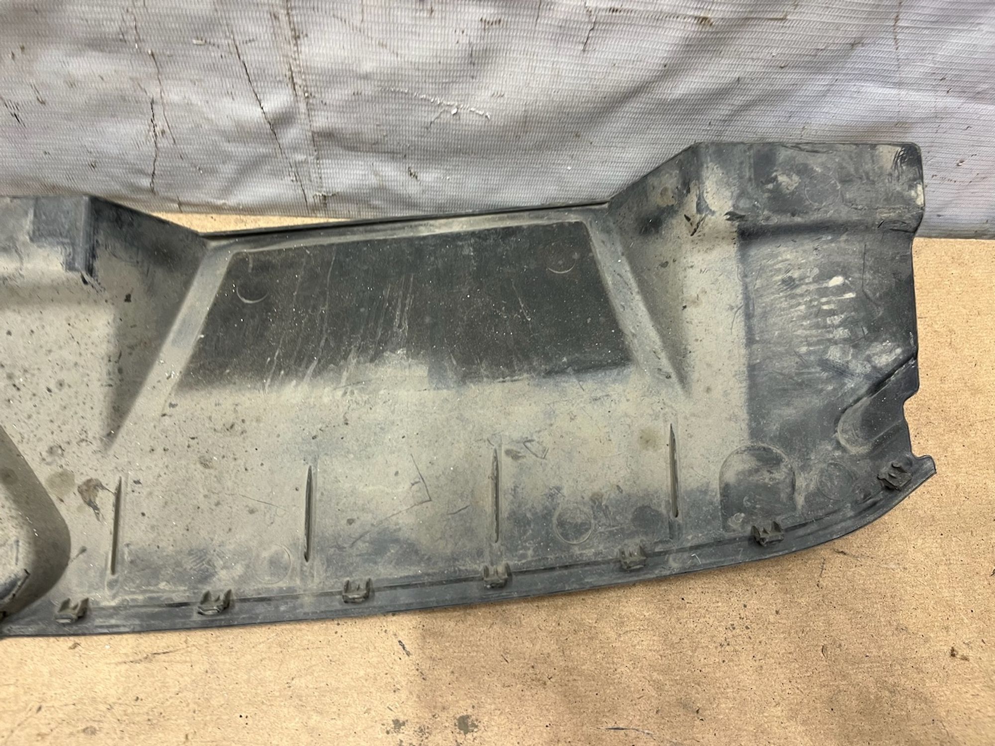 https://gcs.partsauto.market/rn-stockpro.appspot.com/thmbs/userImages/74b999aff9da8d5a09f9ff26dc196135/part/7bfd80f6-4c15-4275-8252-bb1c213850bc_1746013680500.jpg