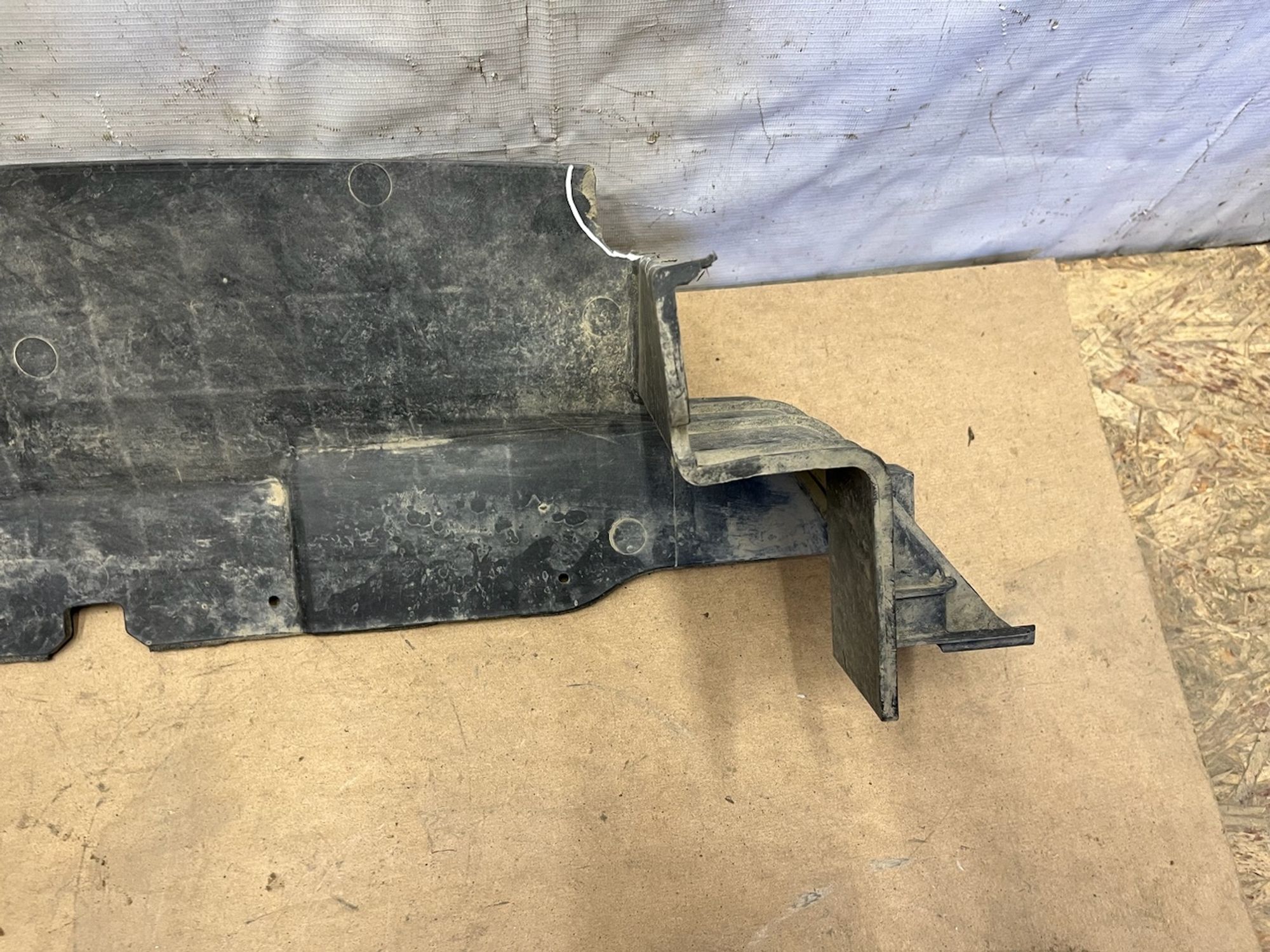 https://gcs.partsauto.market/rn-stockpro.appspot.com/thmbs/userImages/74b999aff9da8d5a09f9ff26dc196135/part/7f07f396-69a5-4382-8ab0-b948ac0af0a8_1747915169755.jpg