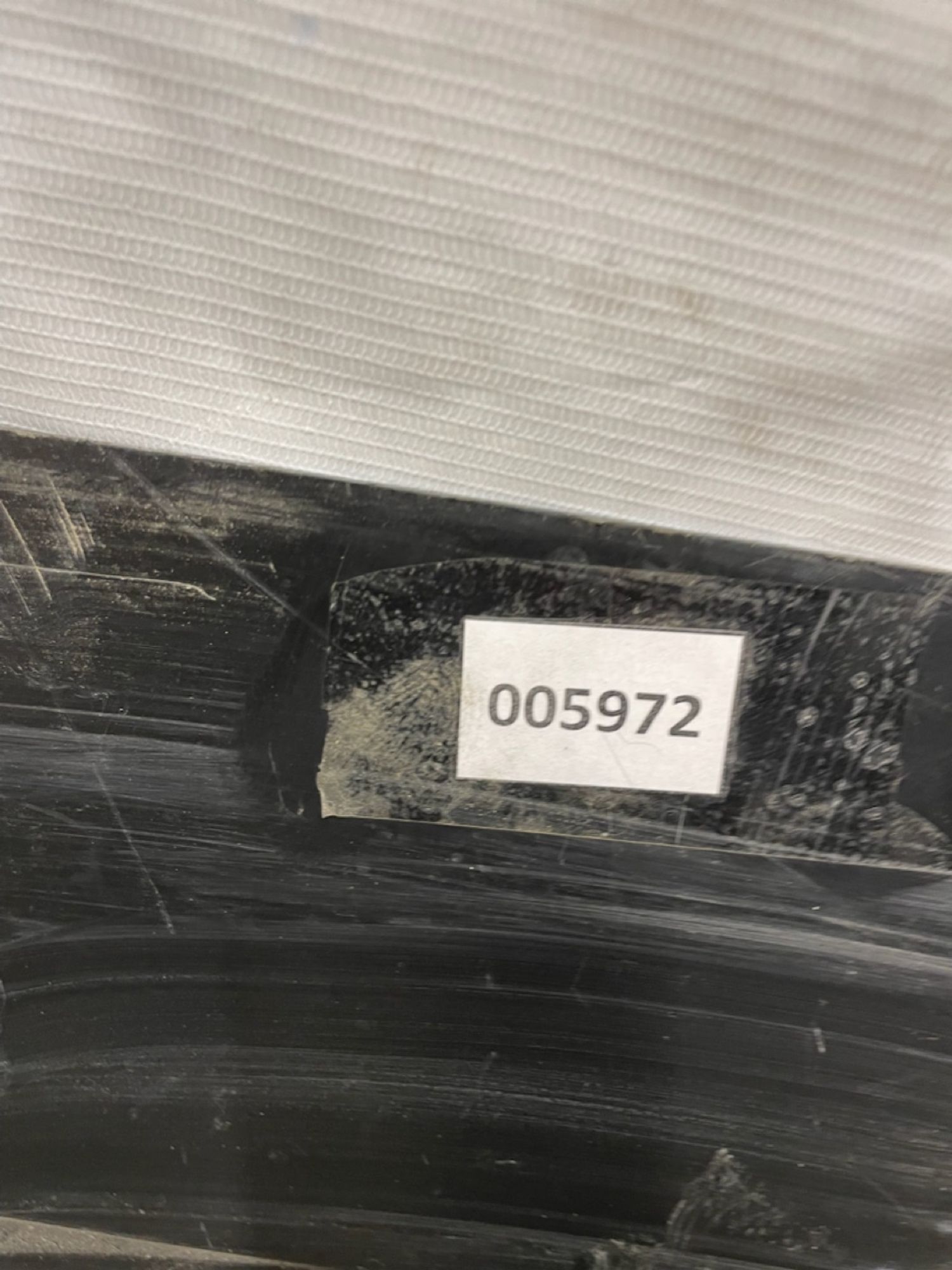 https://gcs.partsauto.market/rn-stockpro.appspot.com/thmbs/userImages/74b999aff9da8d5a09f9ff26dc196135/part/805f88b5-1063-464c-b68b-57e339b78ae3_1737979877897.jpg