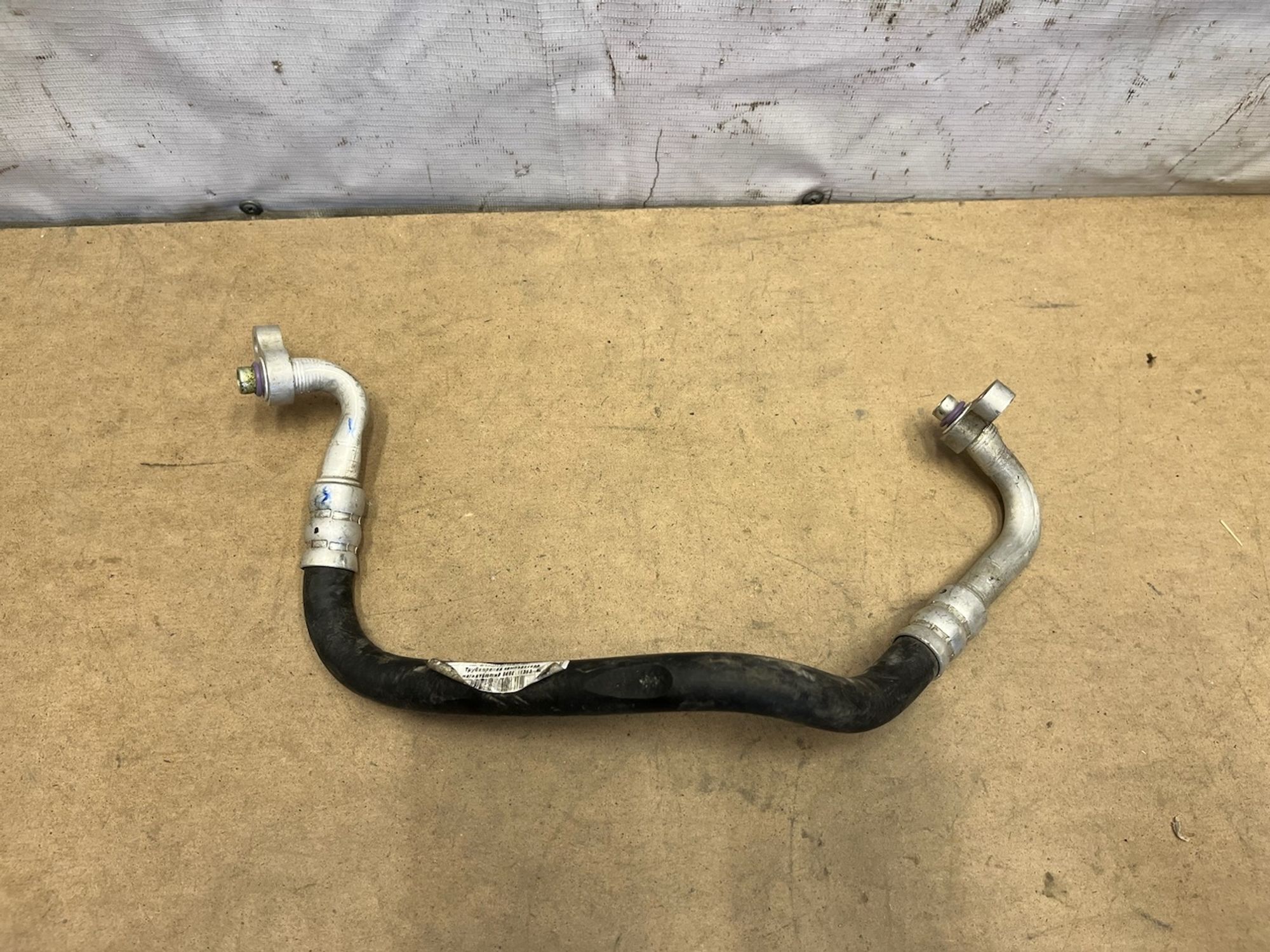 https://gcs.partsauto.market/rn-stockpro.appspot.com/thmbs/userImages/74b999aff9da8d5a09f9ff26dc196135/part/8204a161-5579-4241-b256-3f94f57c1e04_1750403275623.jpg