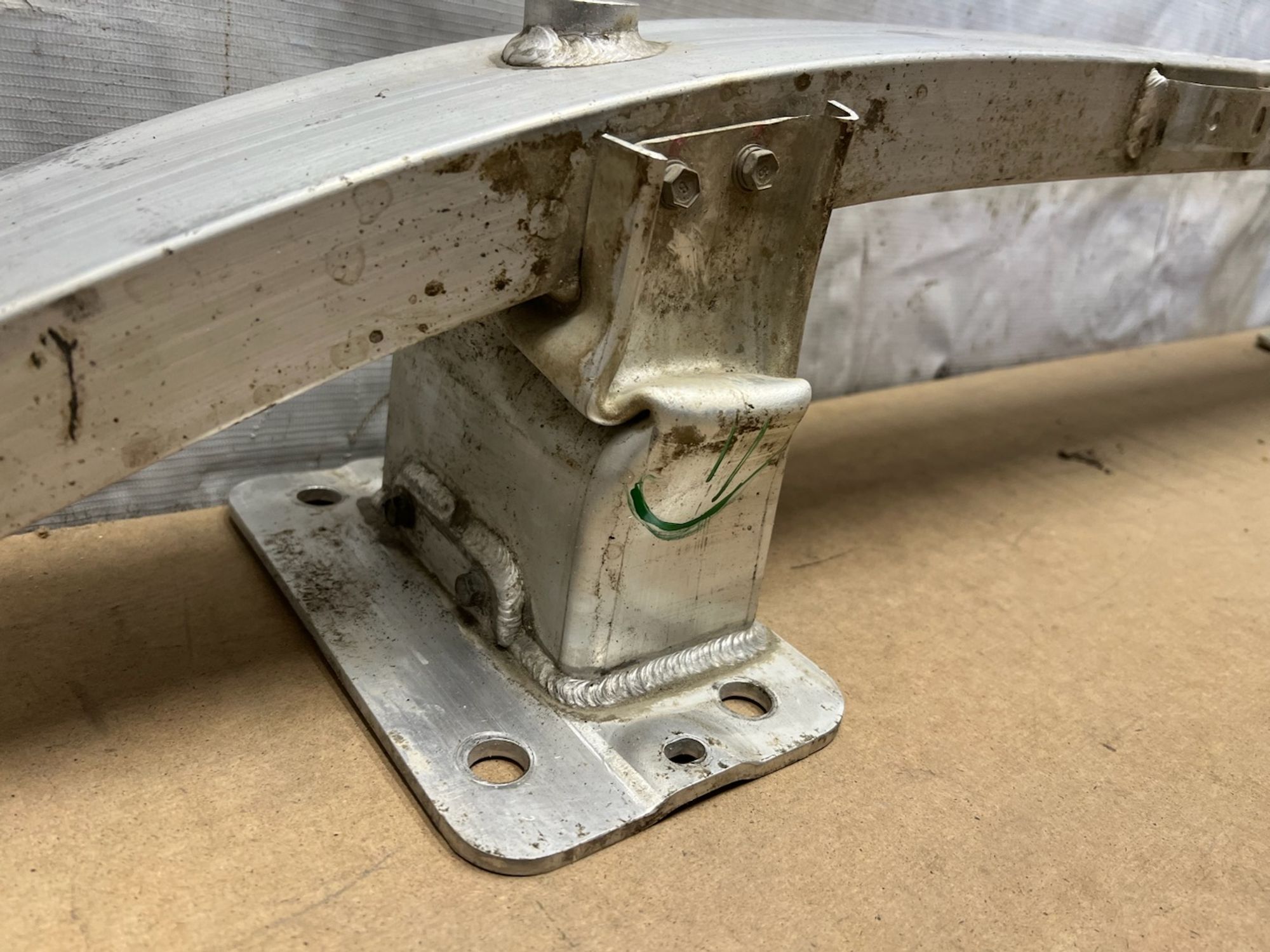 https://gcs.partsauto.market/rn-stockpro.appspot.com/thmbs/userImages/74b999aff9da8d5a09f9ff26dc196135/part/86d475f6-5a9e-4ba7-8d6b-e6ff3559dc24_1747764085966.jpg