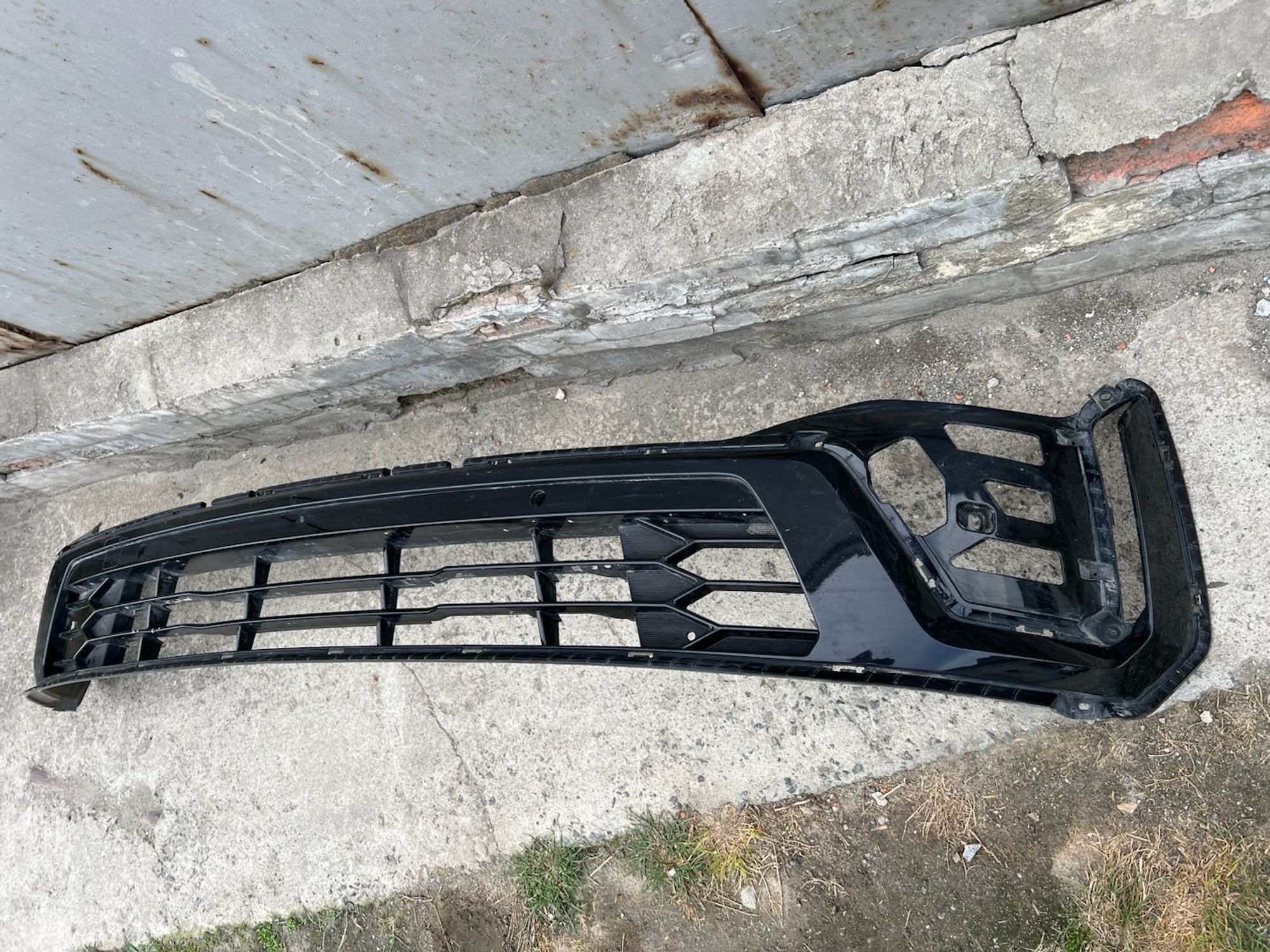 https://gcs.partsauto.market/rn-stockpro.appspot.com/thmbs/userImages/74b999aff9da8d5a09f9ff26dc196135/part/878d3ce6-2b94-44db-adb2-8bf32fff5fa4_1746727551970.jpg