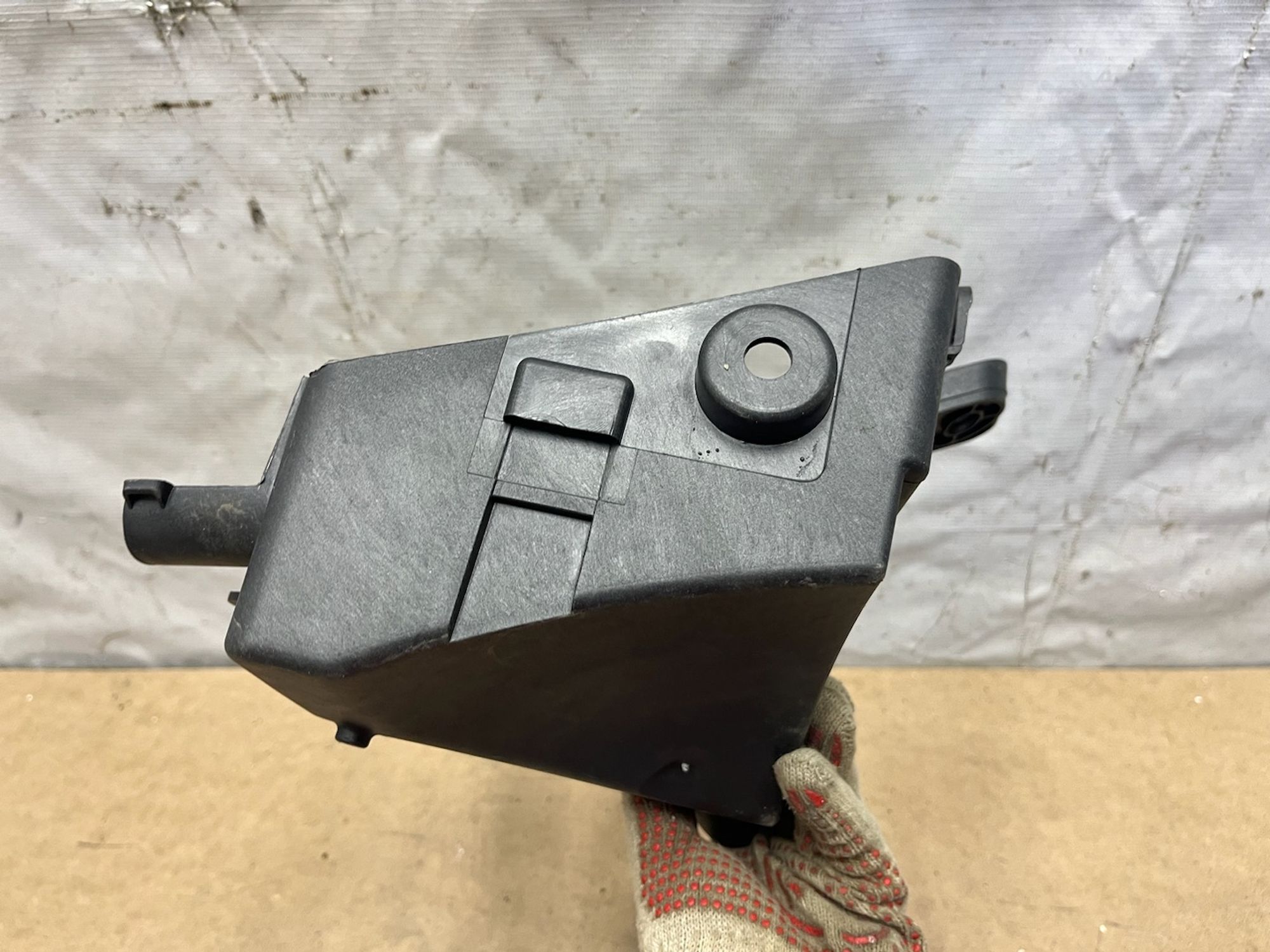 https://gcs.partsauto.market/rn-stockpro.appspot.com/thmbs/userImages/74b999aff9da8d5a09f9ff26dc196135/part/87bd8613-257a-4007-8f5b-30feb5a56f72_1747225087151.jpg