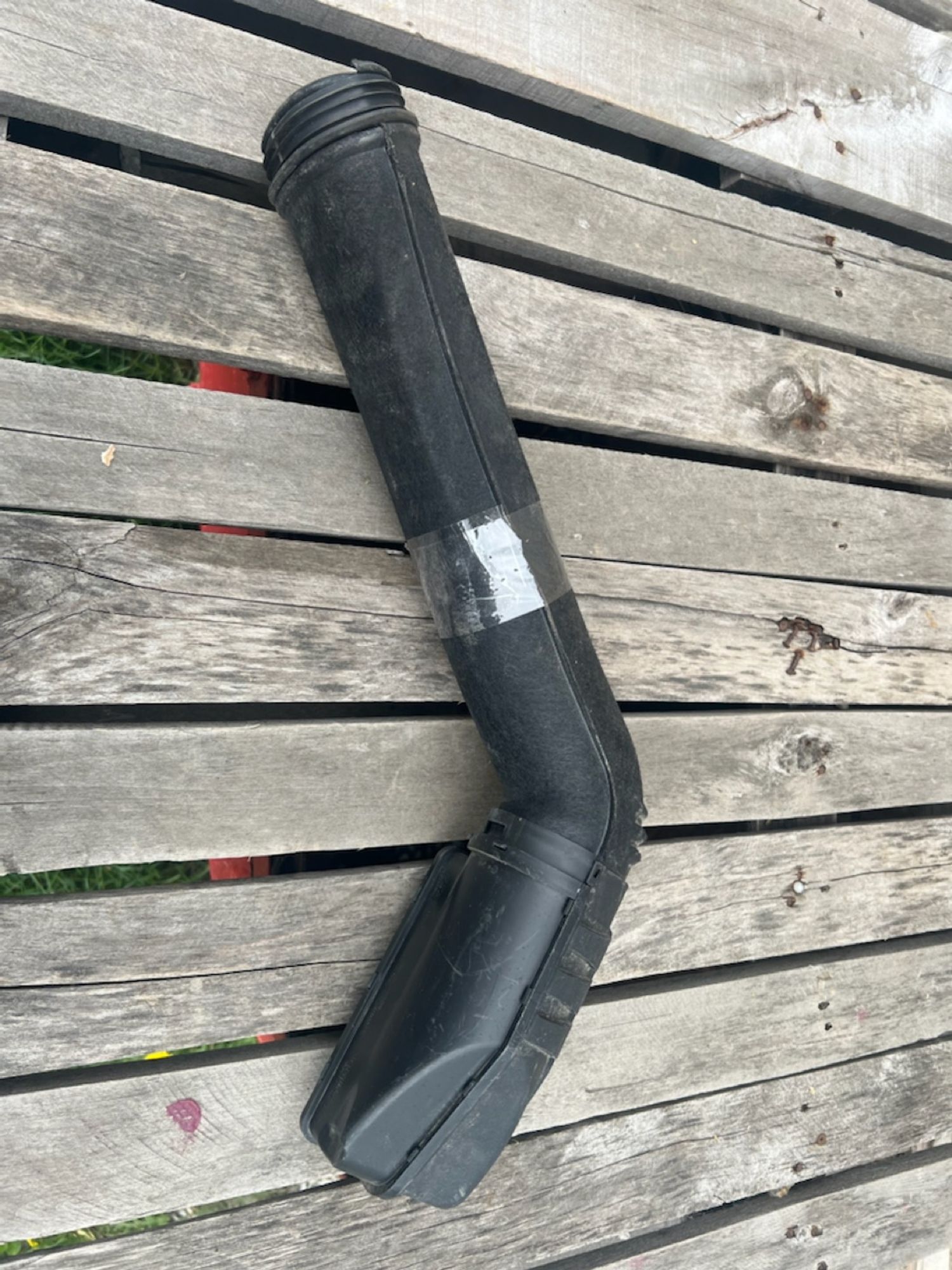 https://gcs.partsauto.market/rn-stockpro.appspot.com/thmbs/userImages/74b999aff9da8d5a09f9ff26dc196135/part/8a590a70-5257-4c07-a77e-3b3c1c3d2d72_1747160443639.jpg
